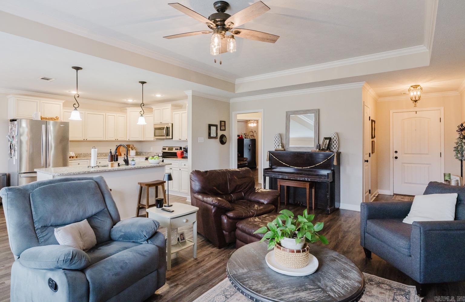 Makenna Cove - Residential