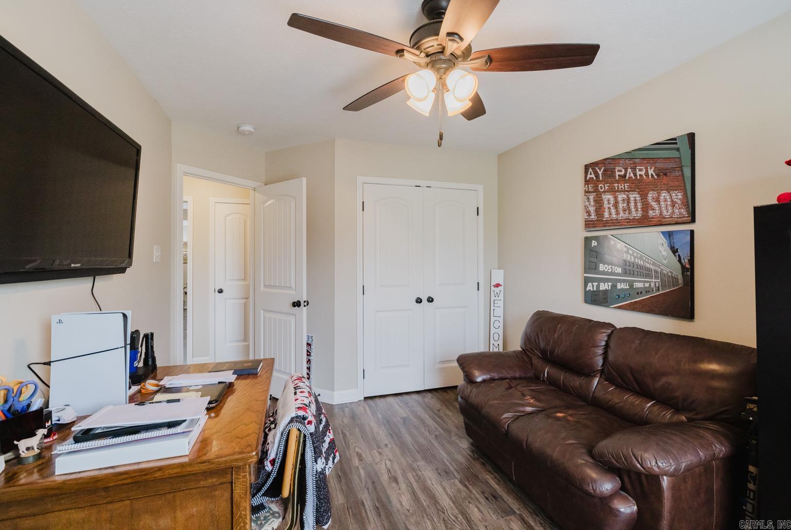 Makenna Cove - Residential