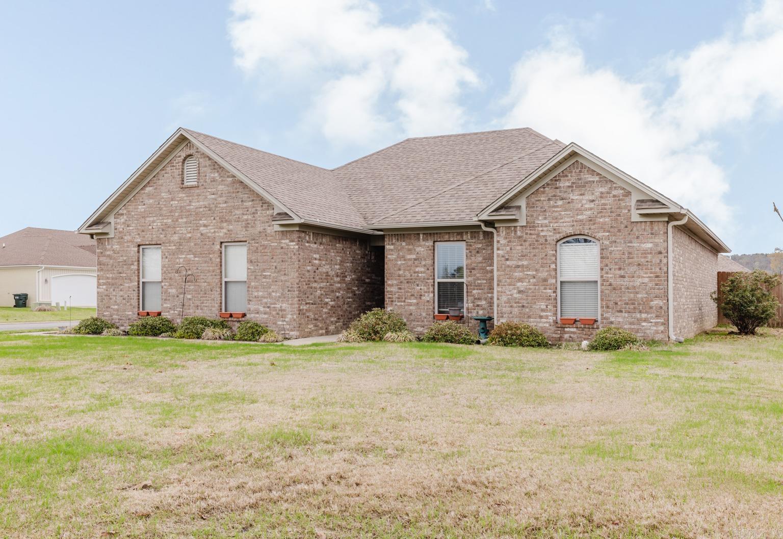 Makenna Cove - Residential