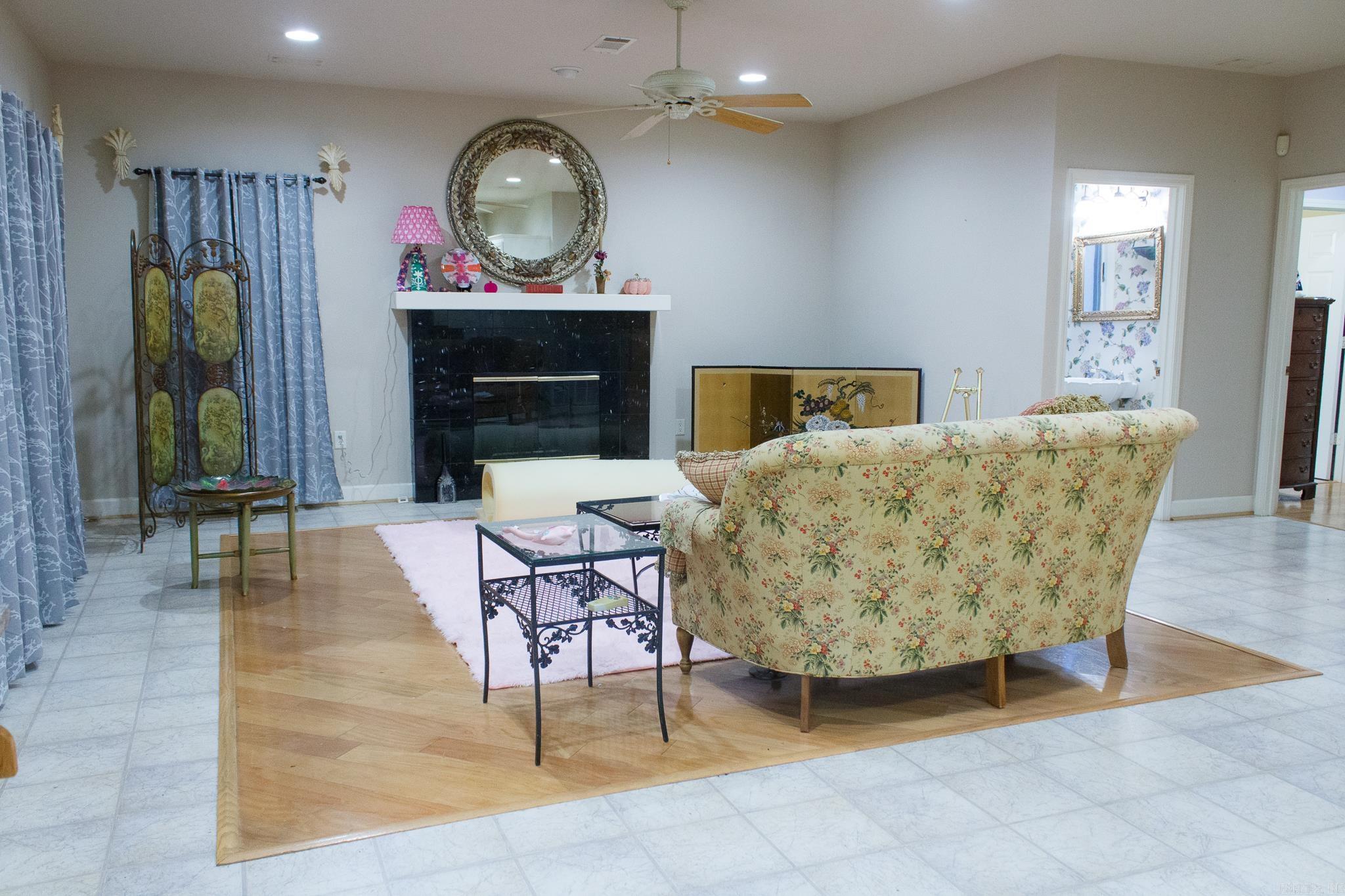 UNPLATTED ACREAGE - Residential