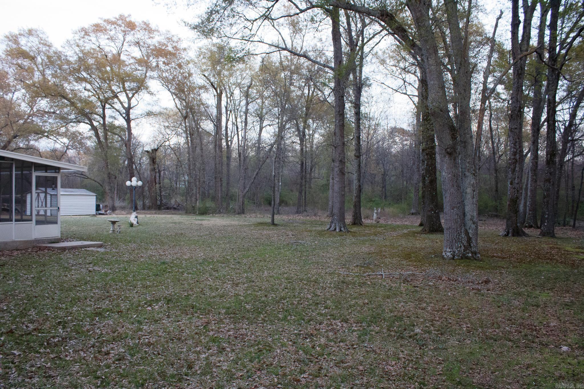 UNPLATTED ACREAGE - Residential