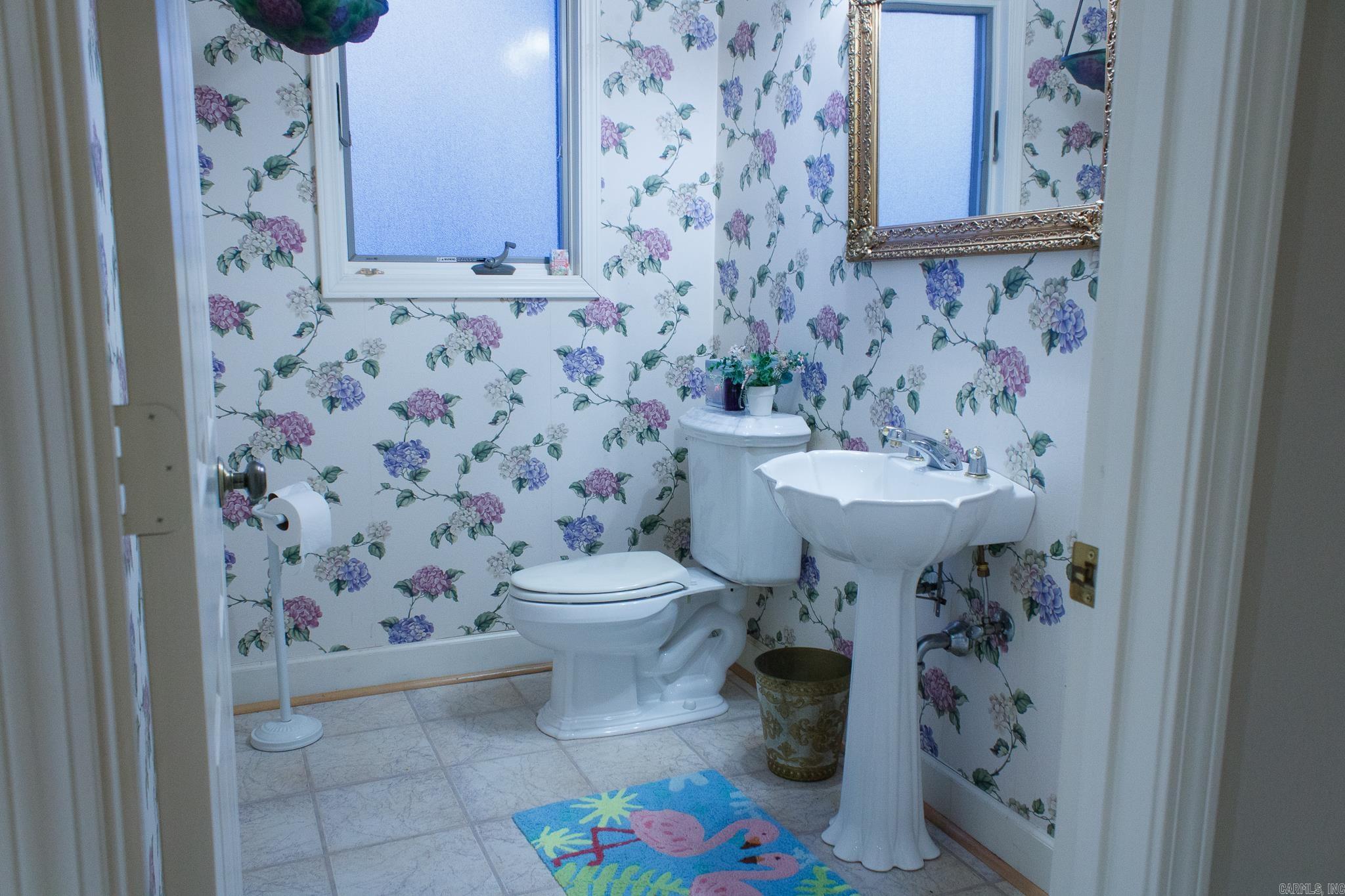 UNPLATTED ACREAGE - Residential