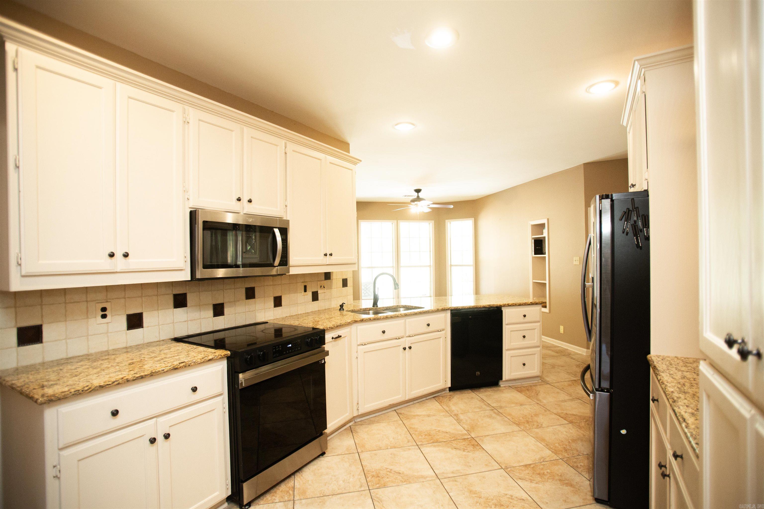 St Charles Add - Residential Lease