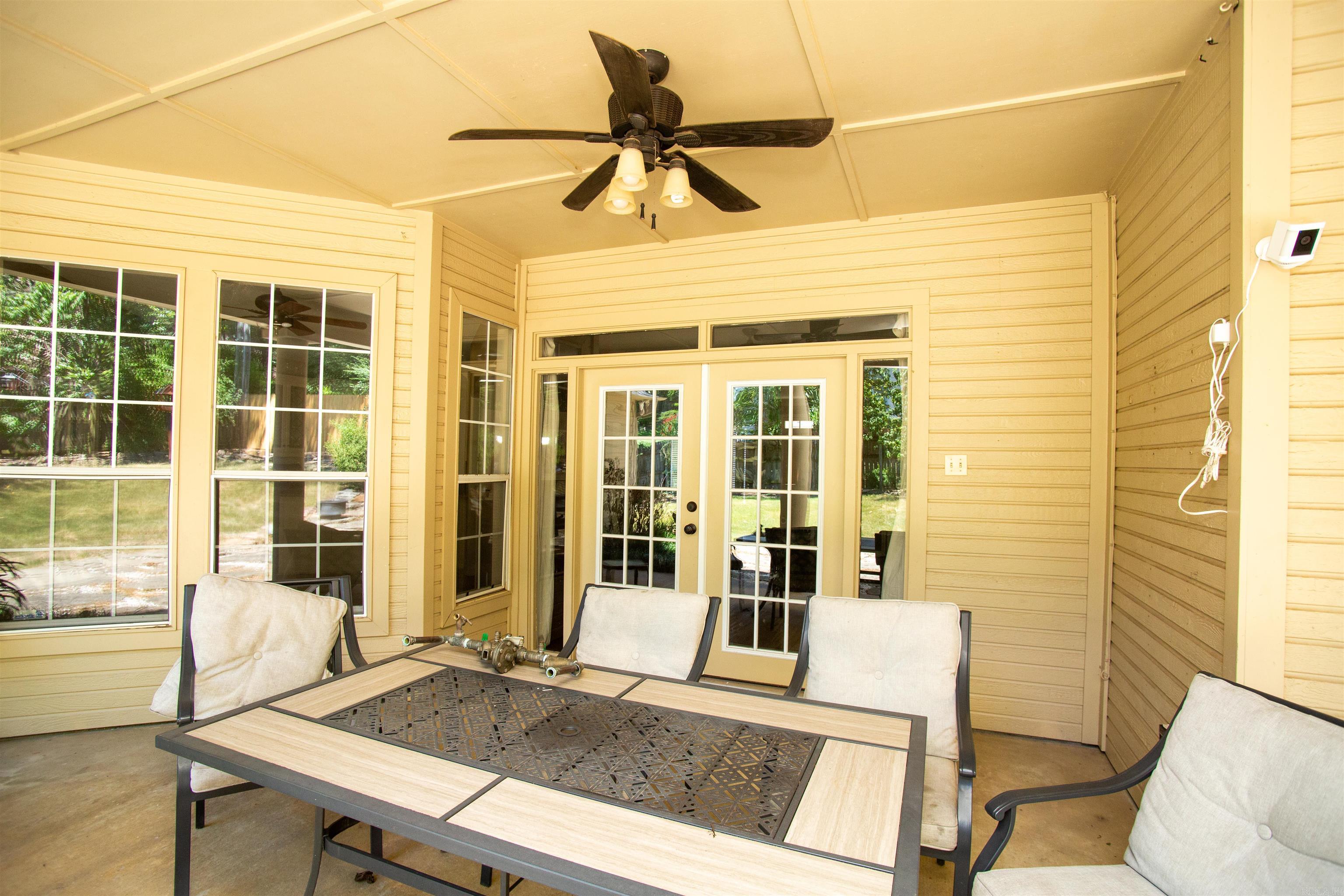 St Charles Add - Residential Lease