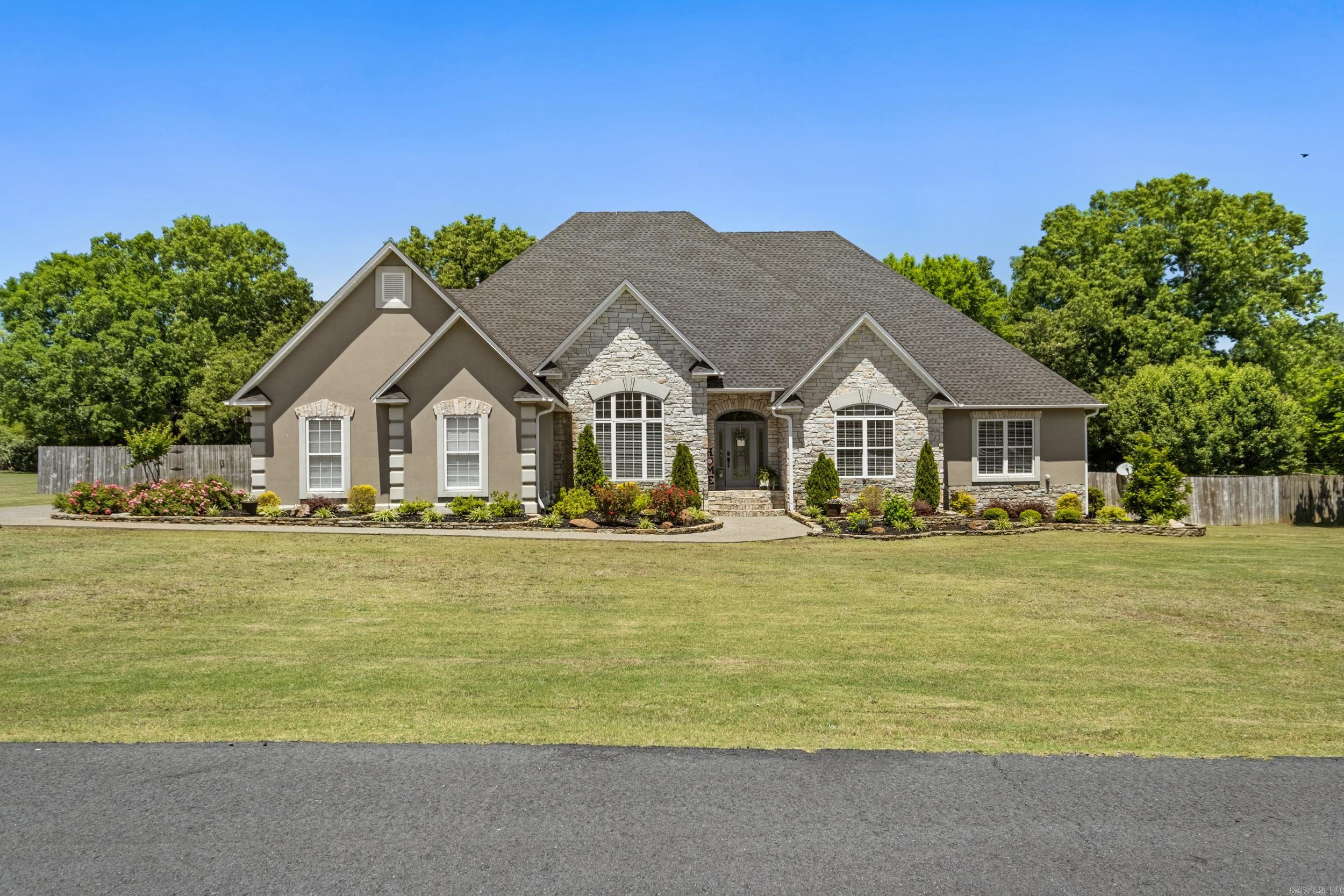 STONERIDGE ESTATES - Residential