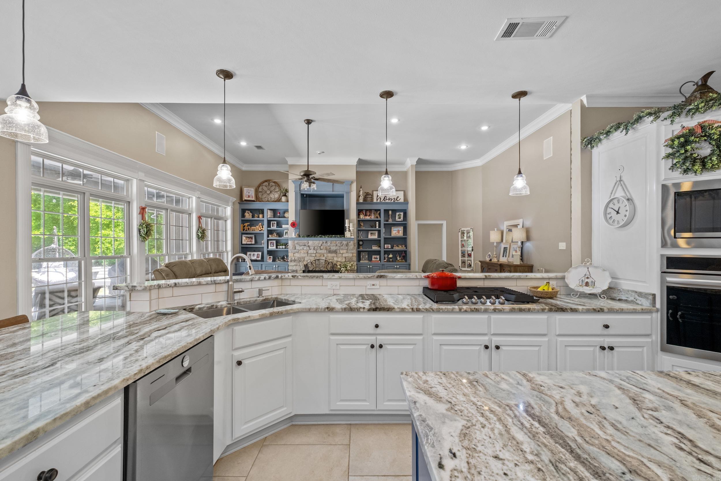 STONERIDGE ESTATES - Residential