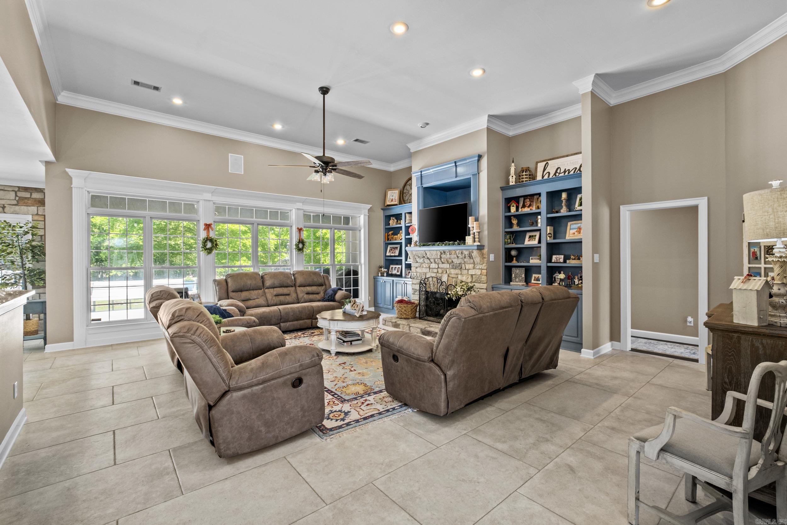 STONERIDGE ESTATES - Residential
