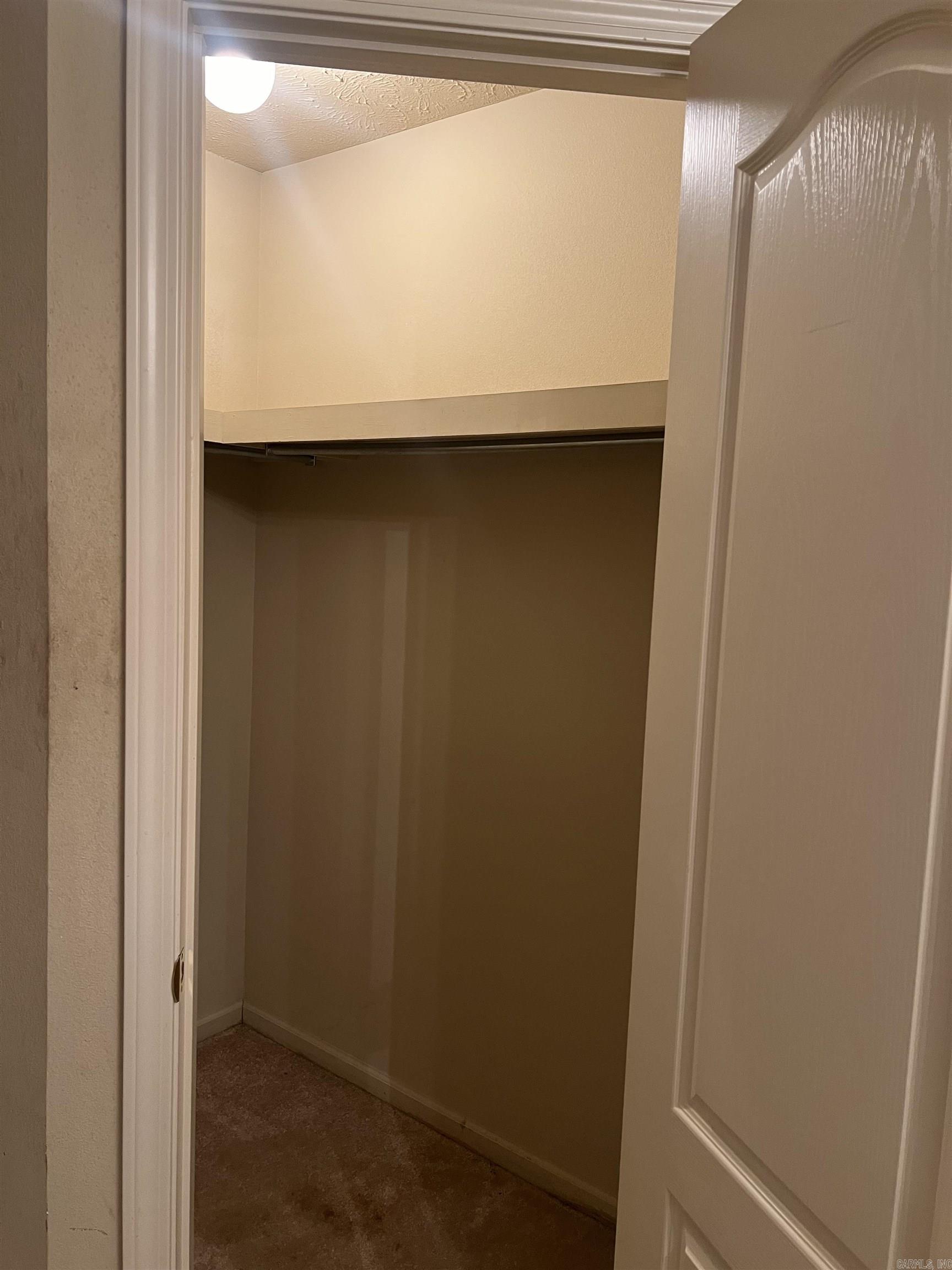 SMITHFIELD - Residential