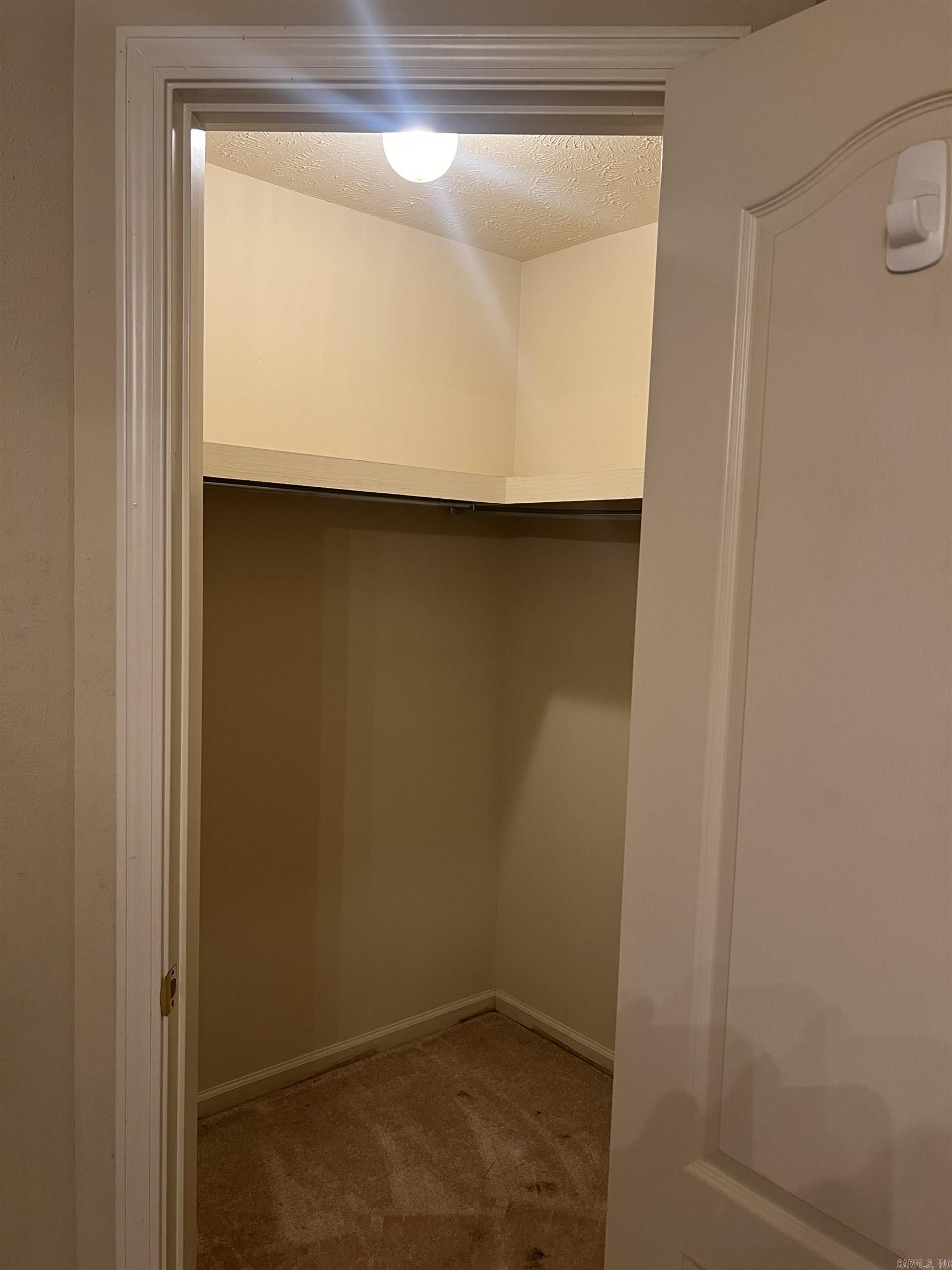 SMITHFIELD - Residential