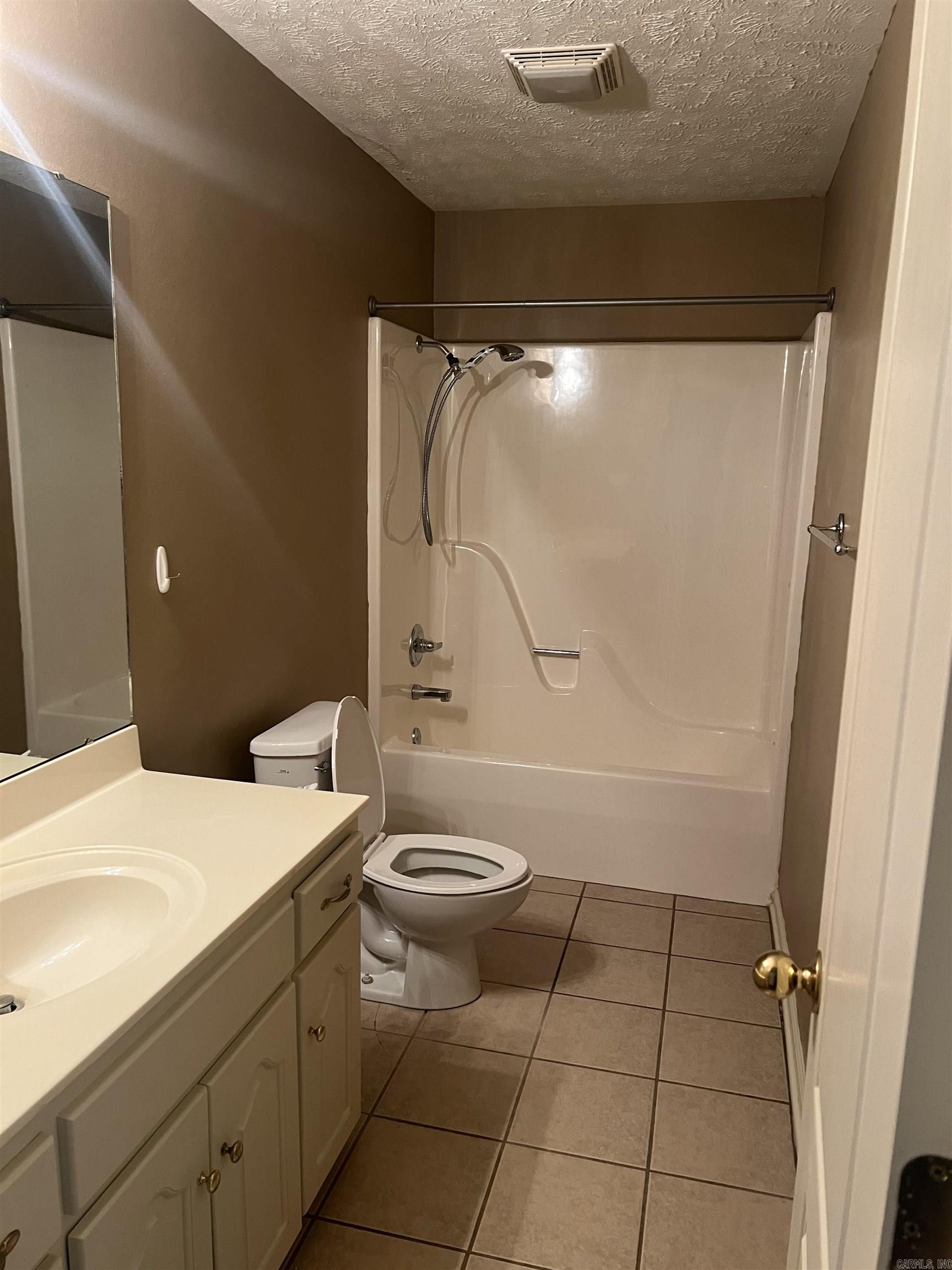 SMITHFIELD - Residential