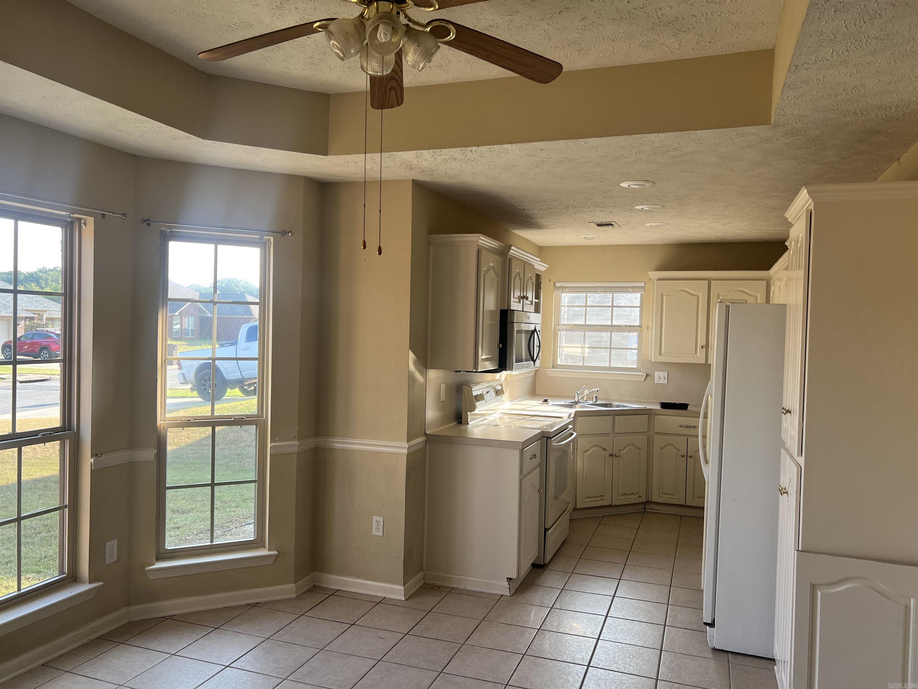 SMITHFIELD - Residential