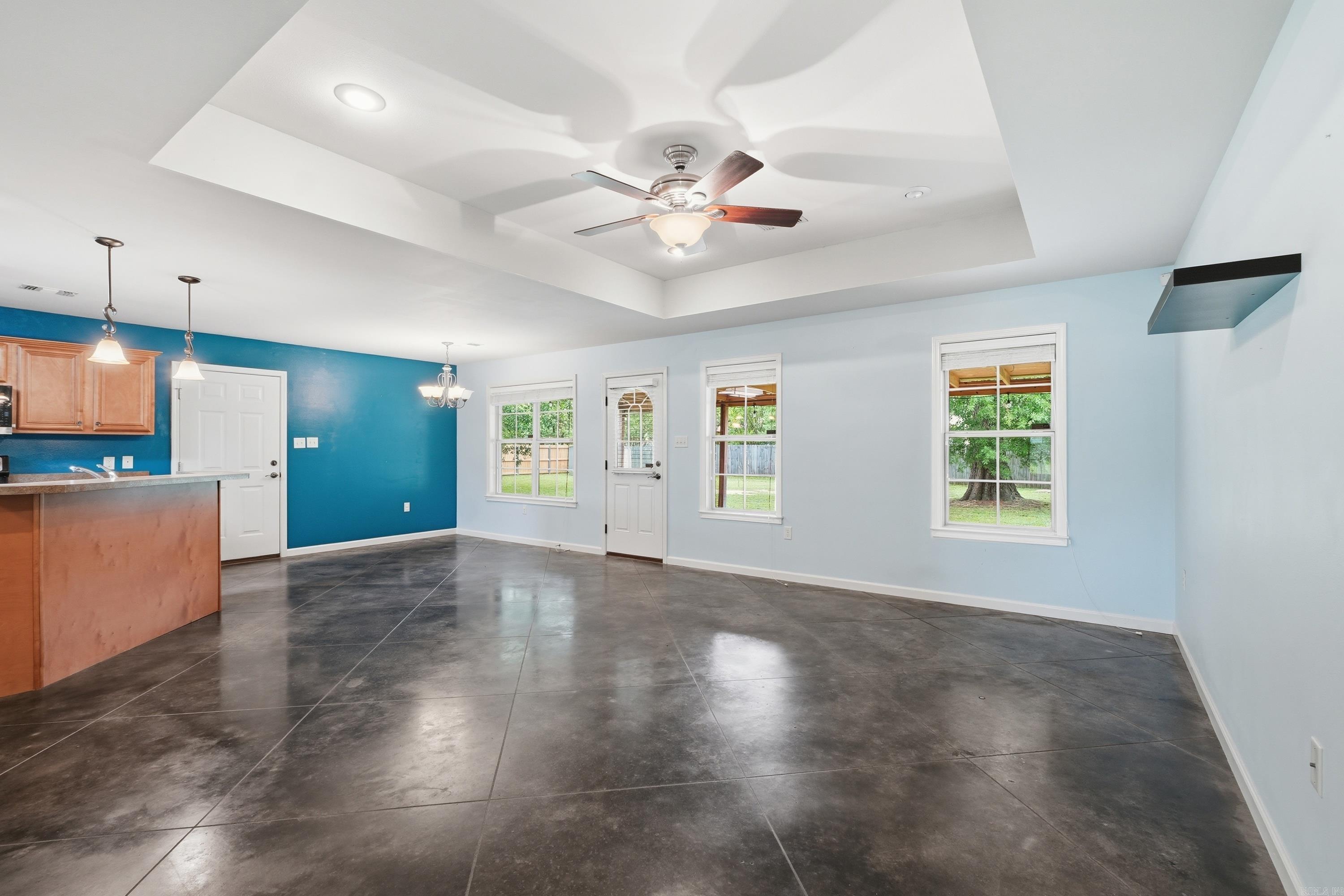 BROOKFIELD WEST - Residential
