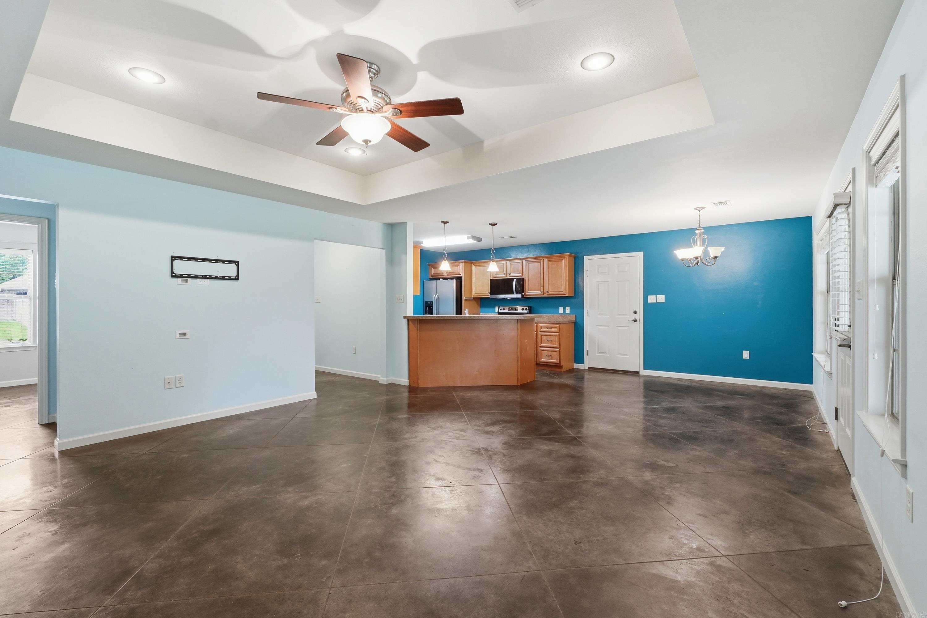 BROOKFIELD WEST - Residential
