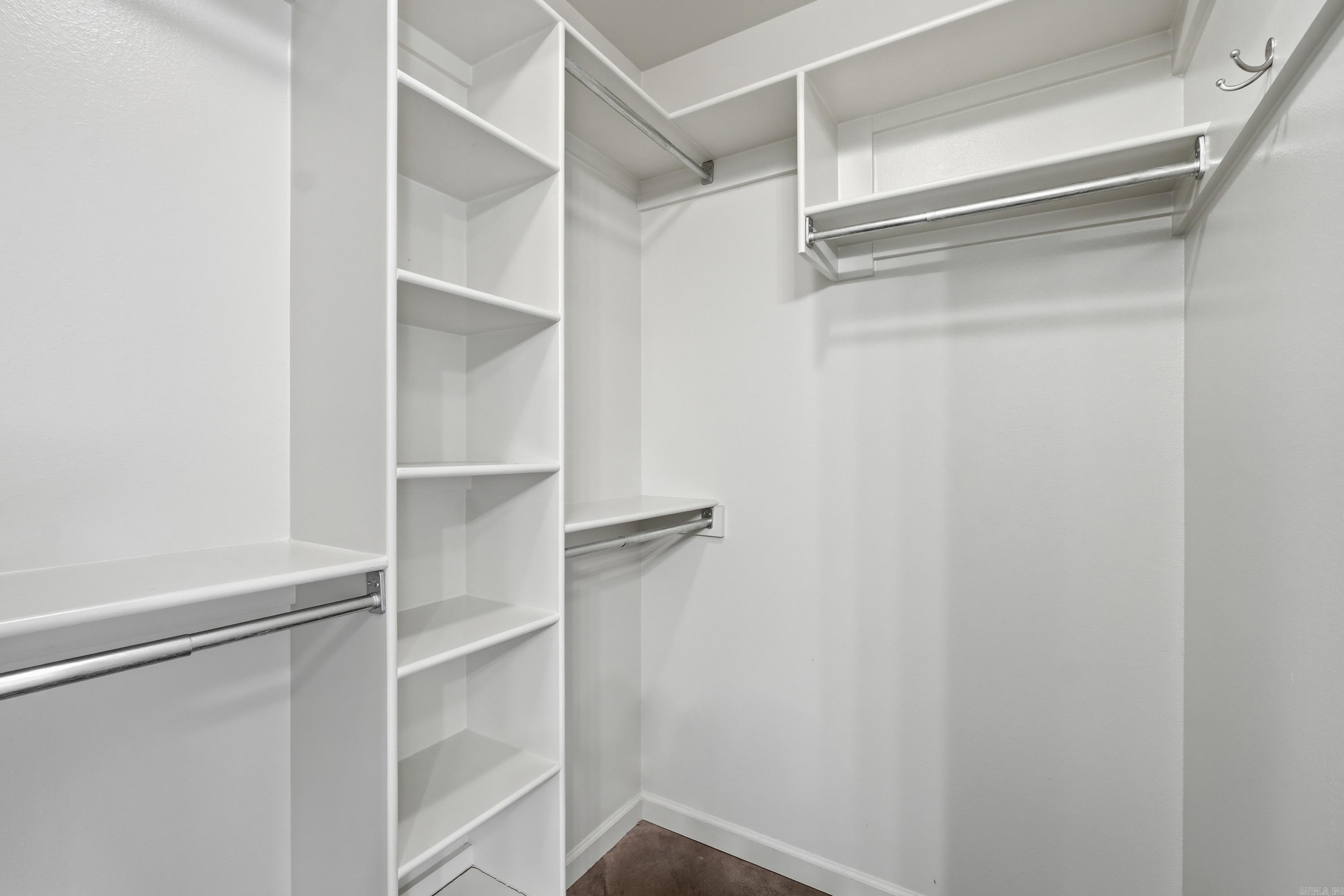 BROOKFIELD WEST - Residential