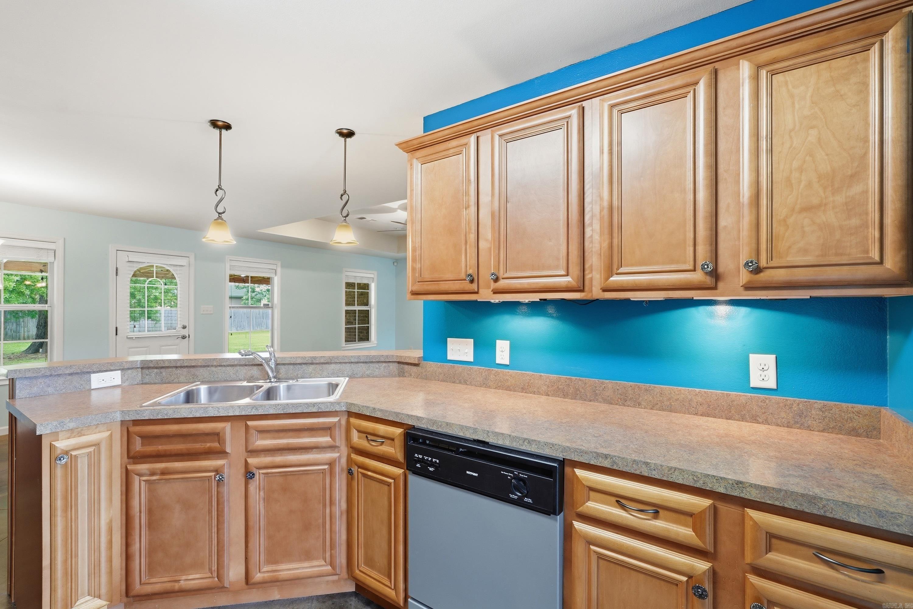 BROOKFIELD WEST - Residential