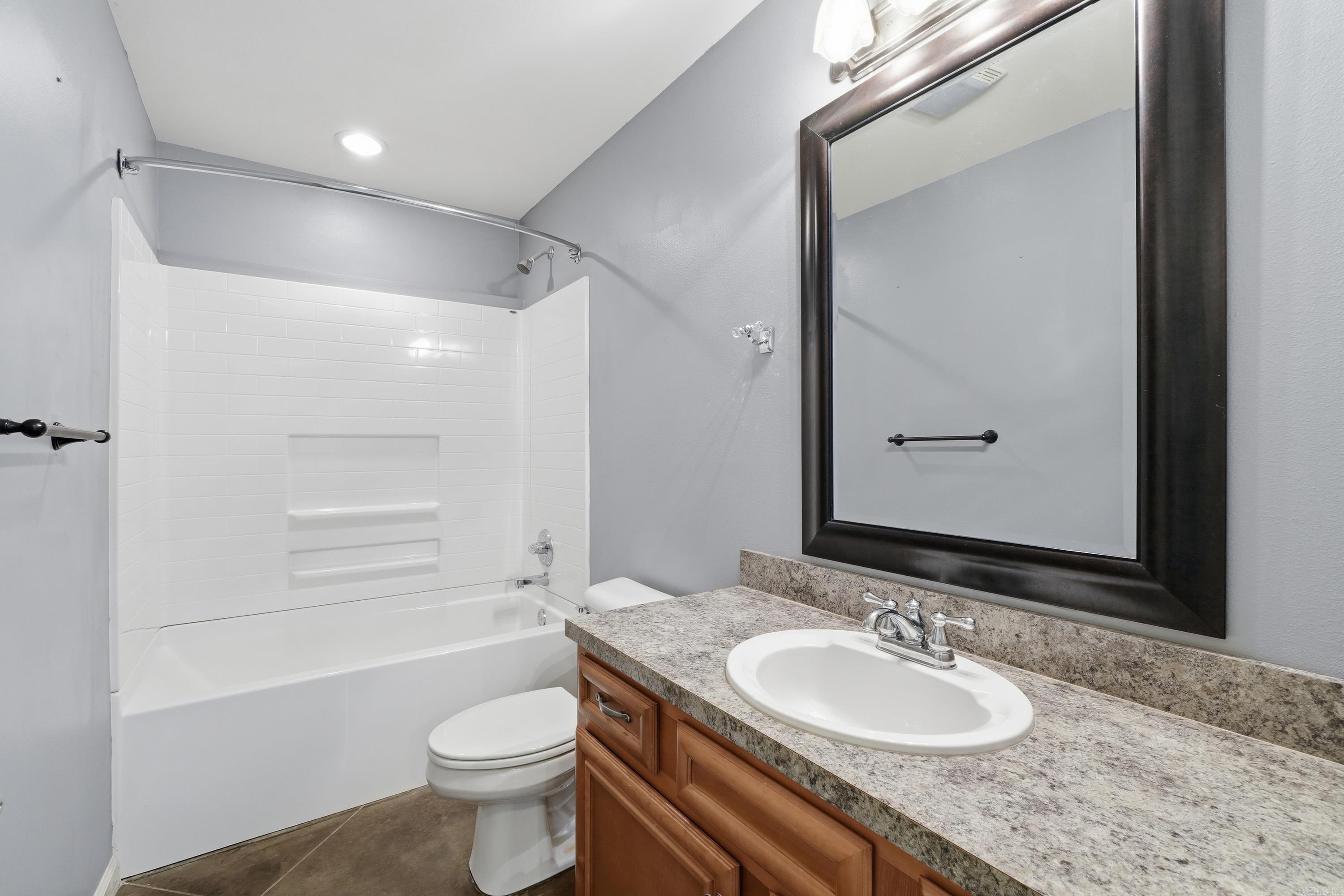 BROOKFIELD WEST - Residential