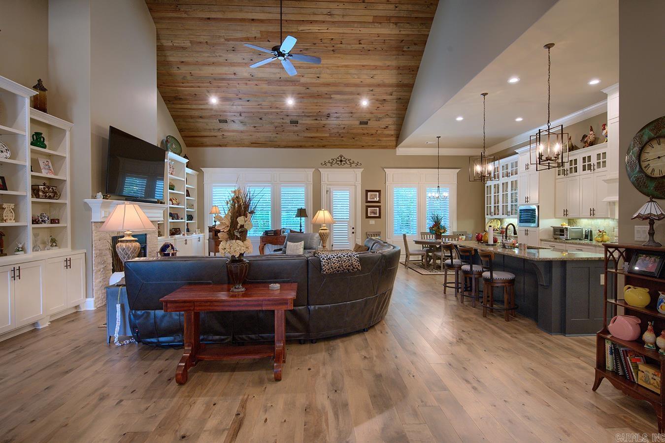 ISABELLA GOLF COURSE - Residential