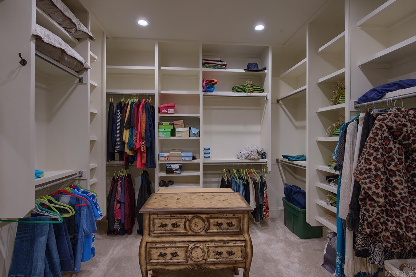 ISABELLA GOLF COURSE - Residential