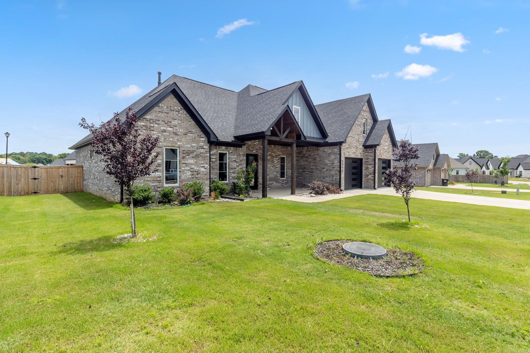 FIELDS OF HURRICANE LAKE ESTATES - Residential