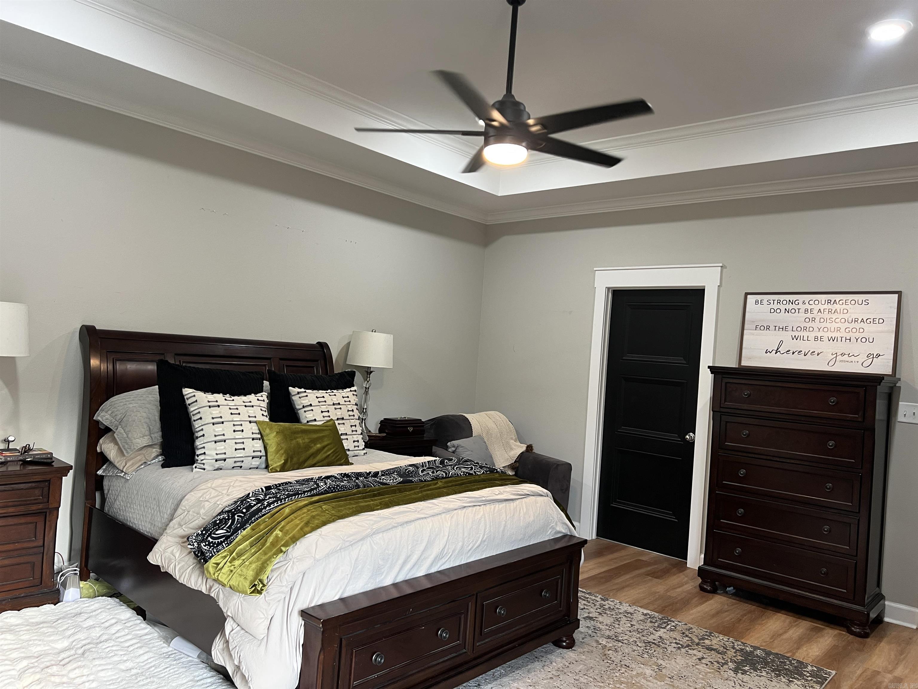 CARRIAGE COURT - Residential