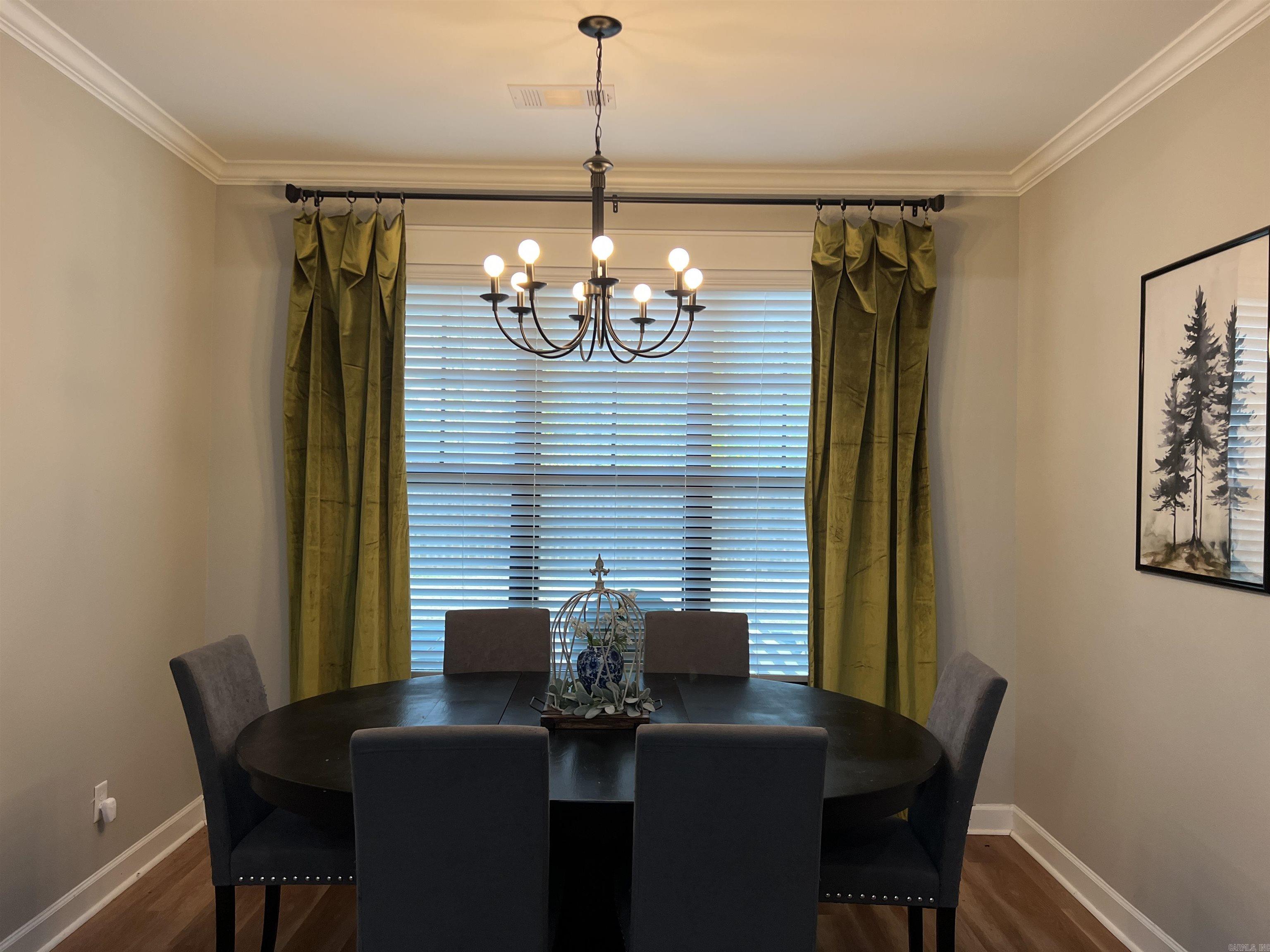 CARRIAGE COURT - Residential