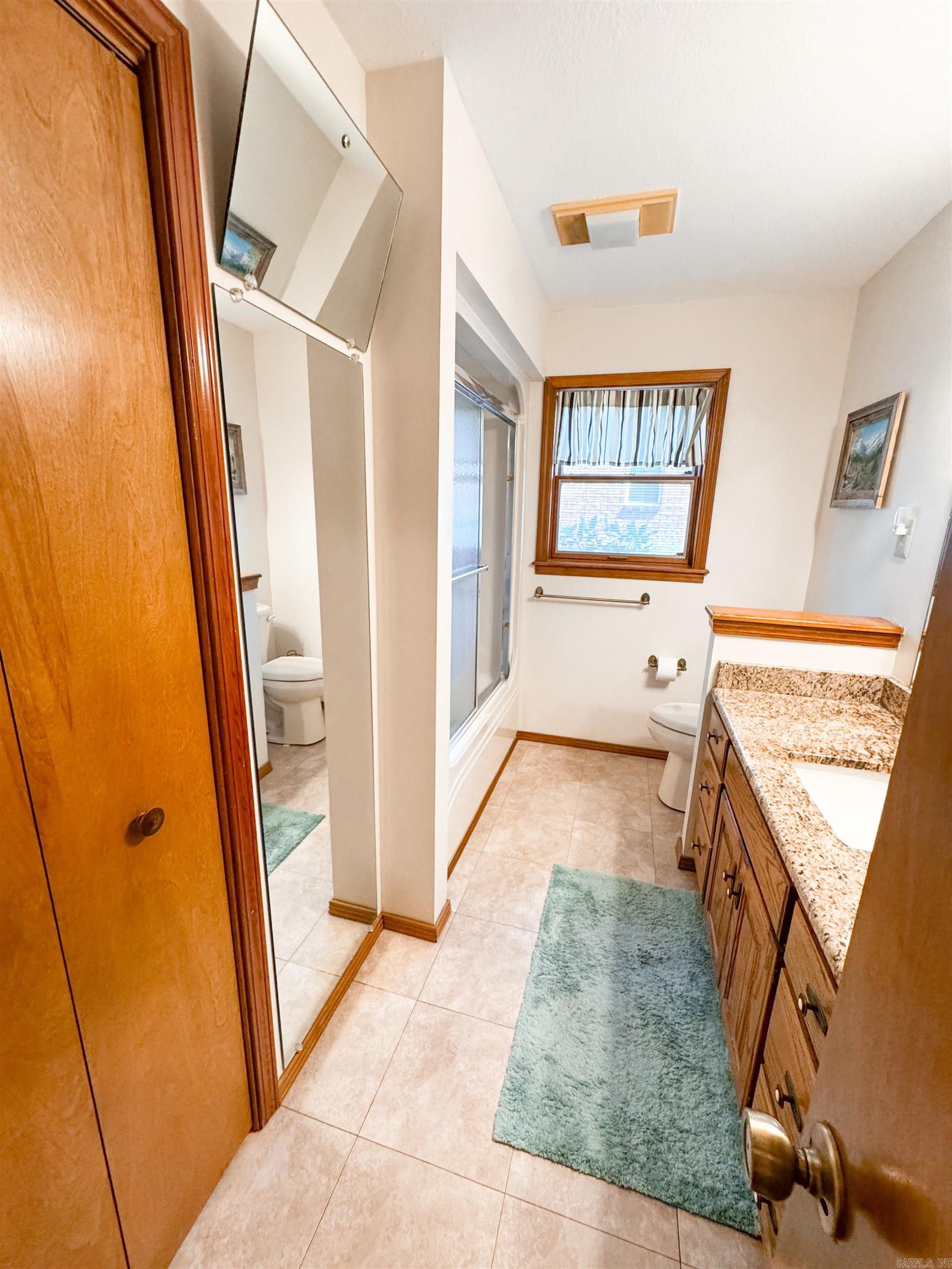 RIVER OAKS - Residential