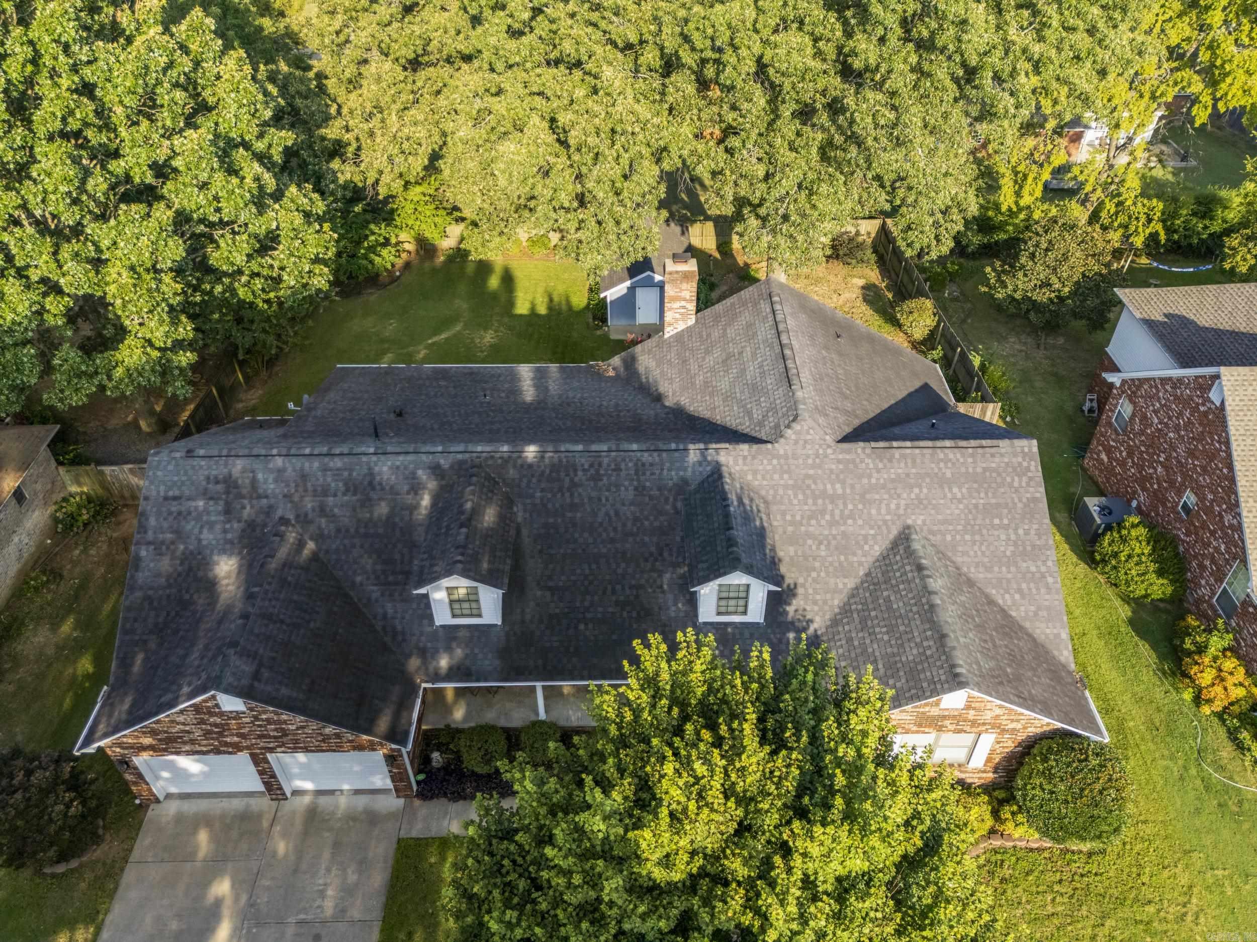 RIVER OAKS - Residential