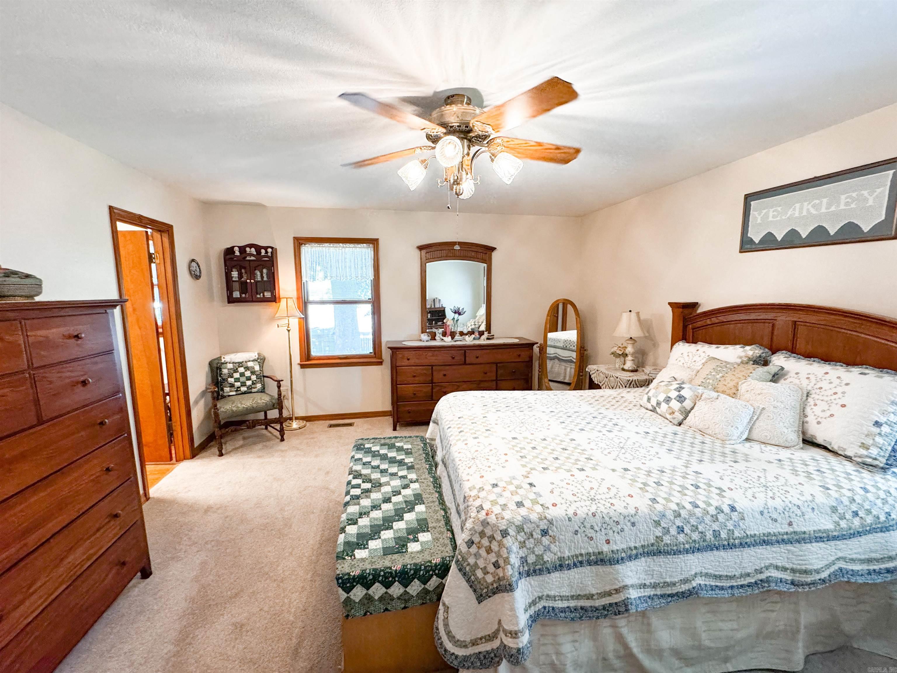 RIVER OAKS - Residential