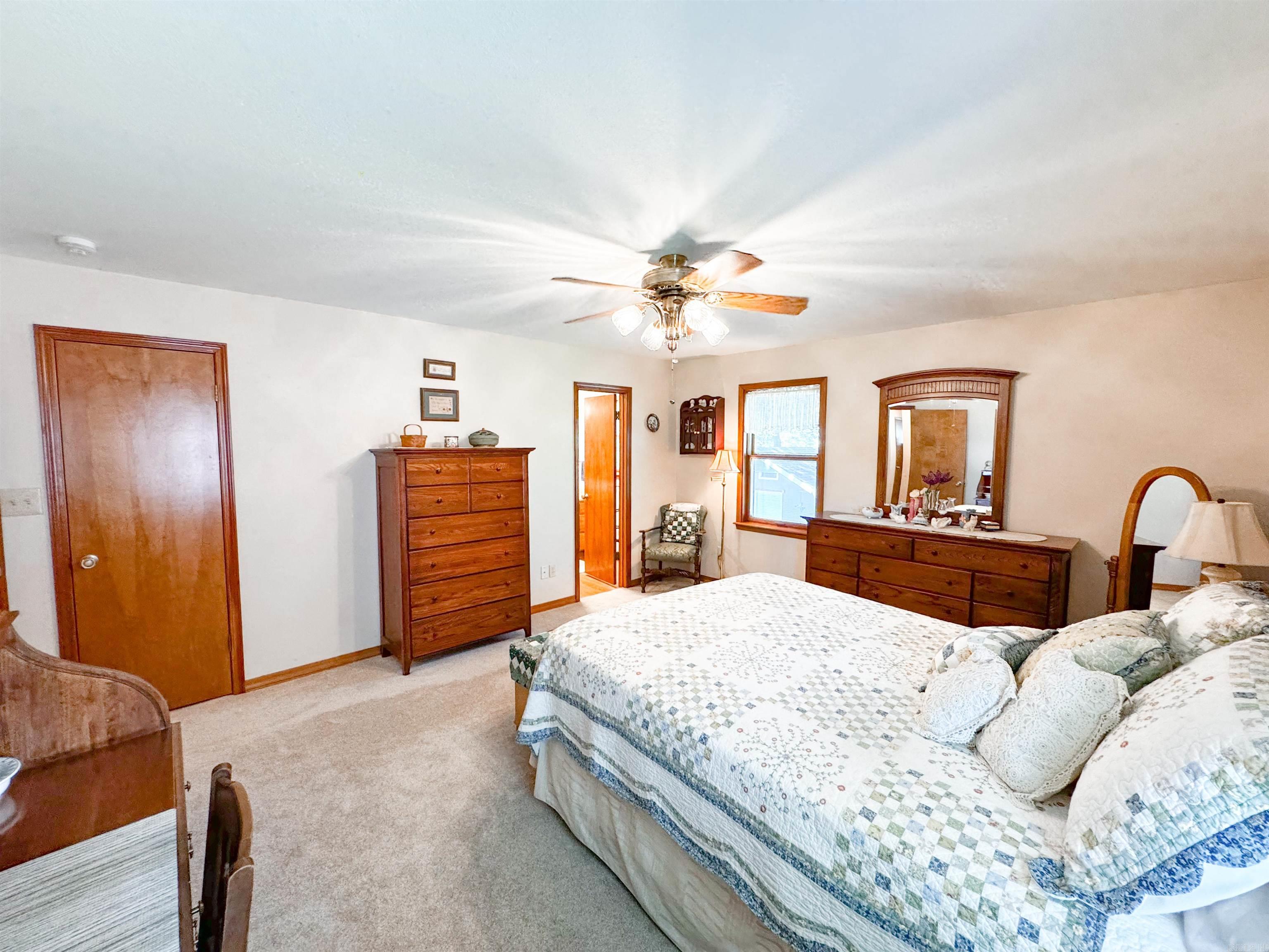 RIVER OAKS - Residential