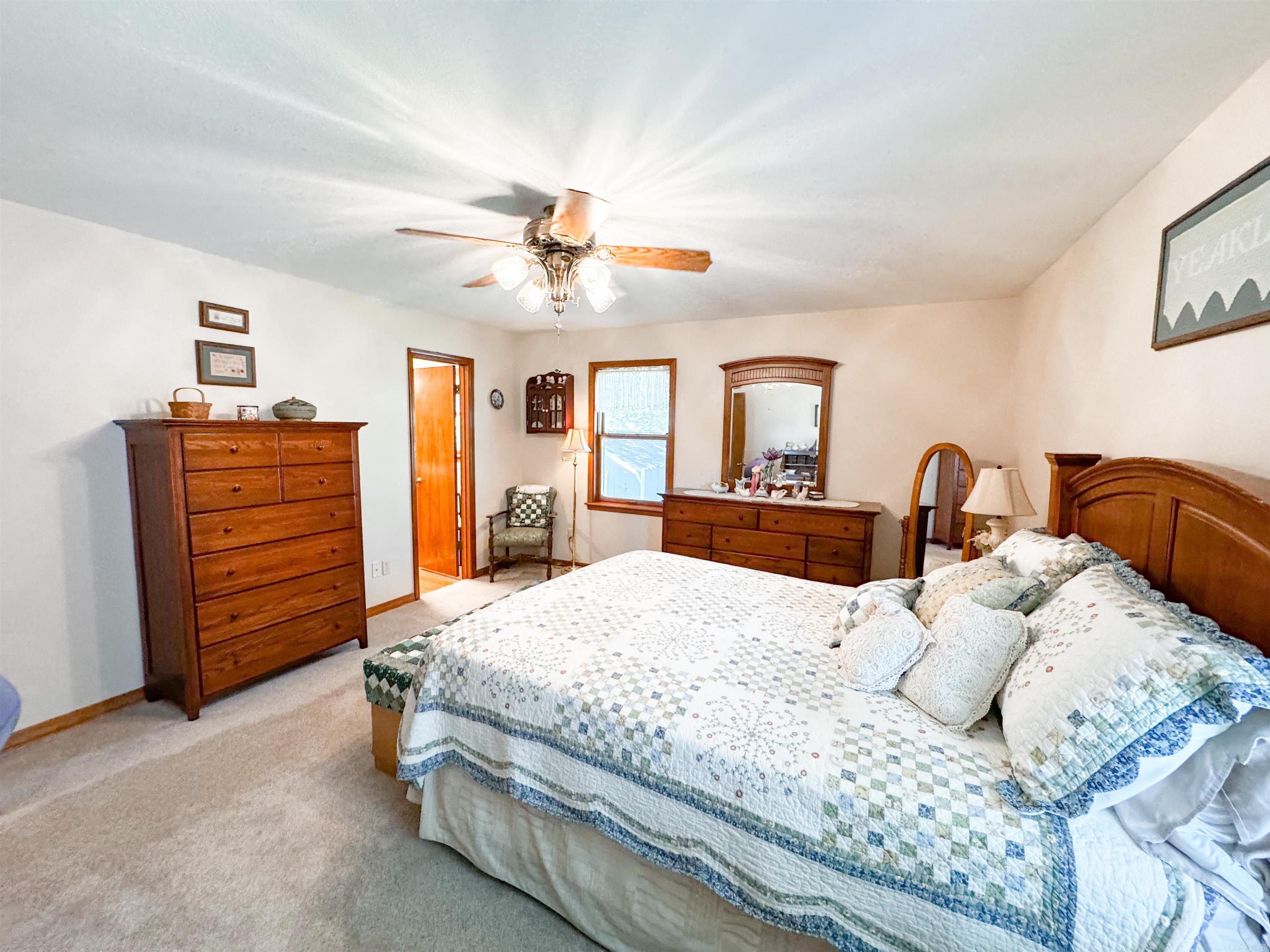 RIVER OAKS - Residential