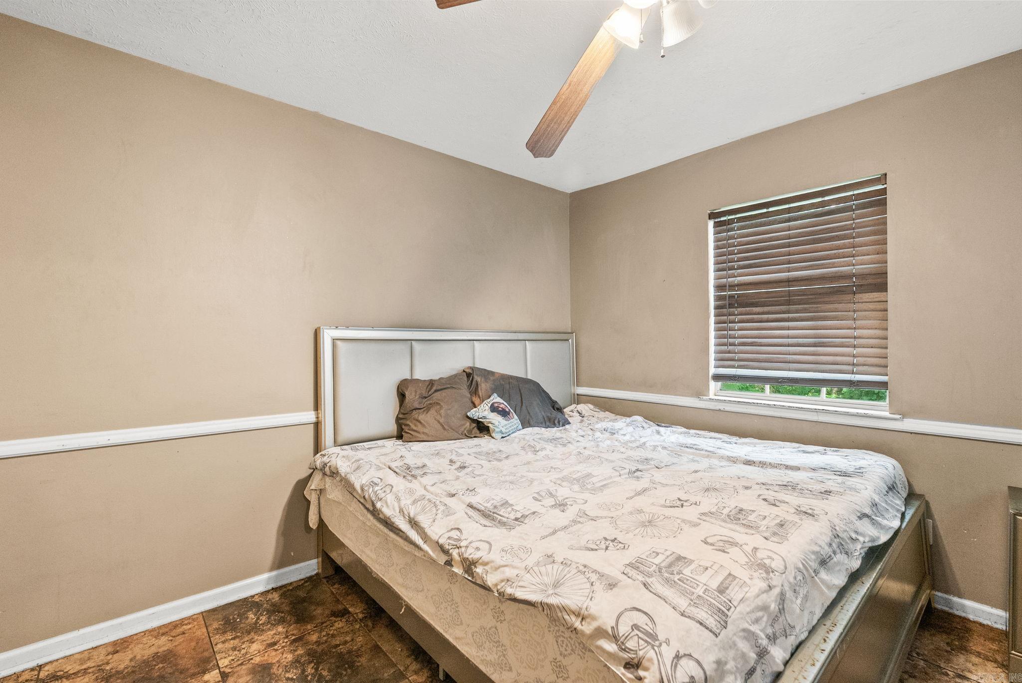 SADDLETOP - Residential