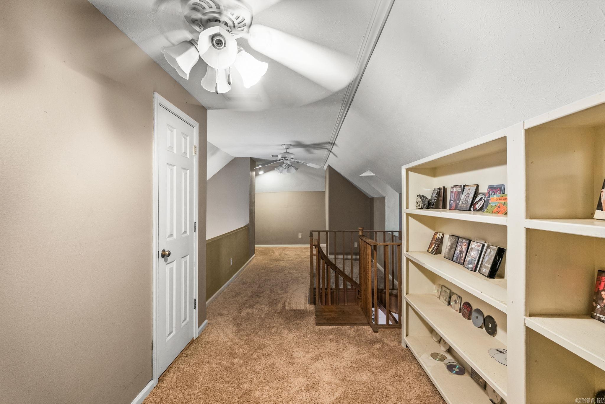 SADDLETOP - Residential