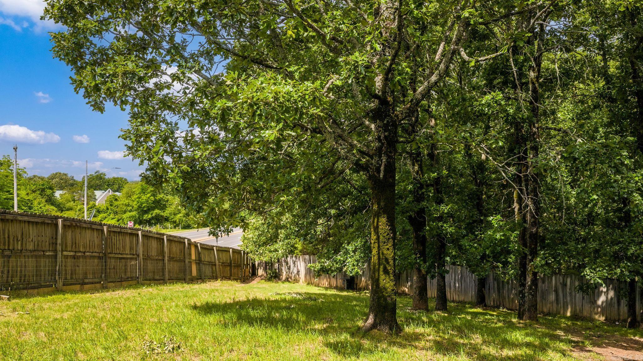 SADDLETOP - Residential