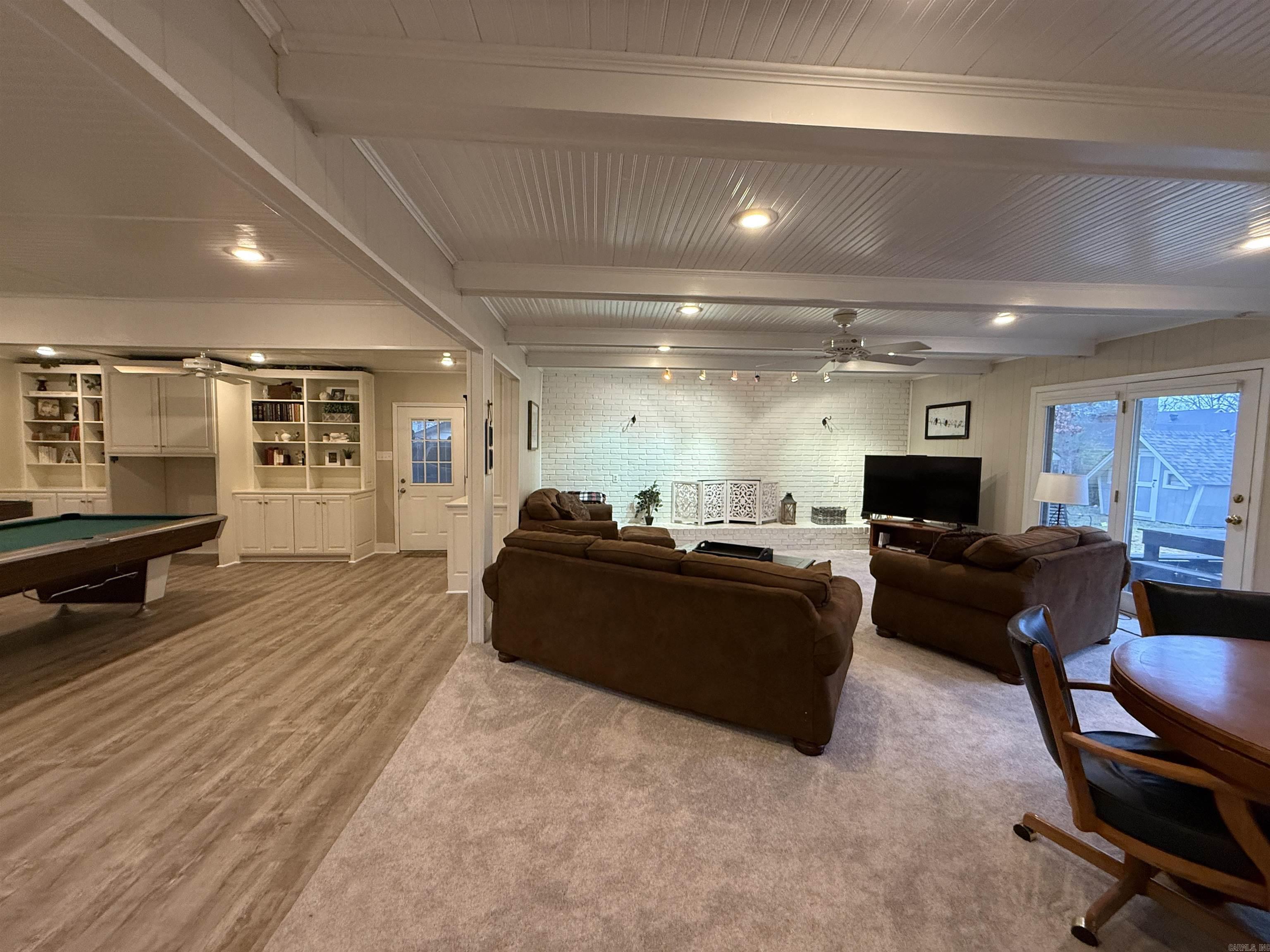 PLEASANT VALLEY - Residential