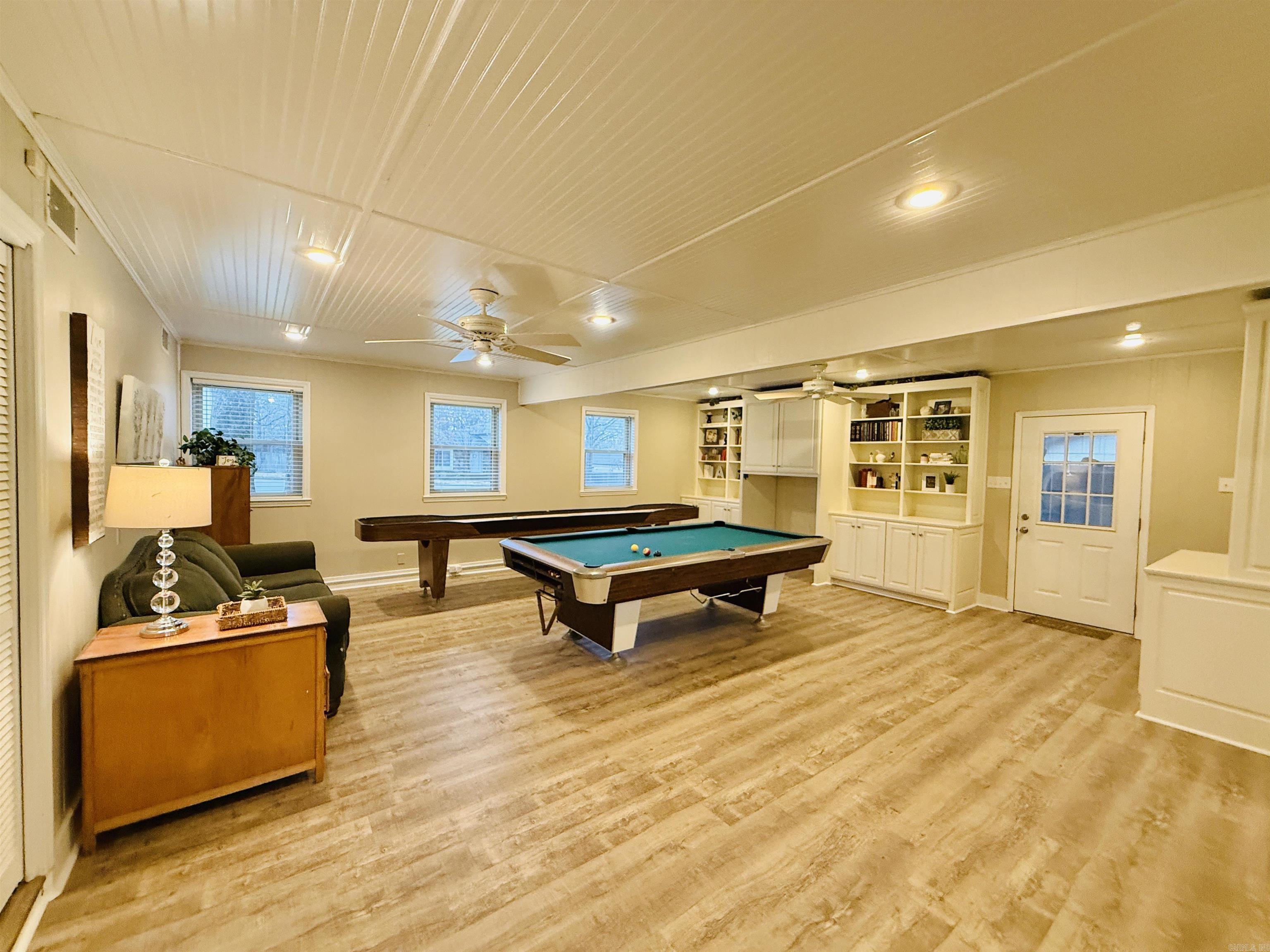 PLEASANT VALLEY - Residential