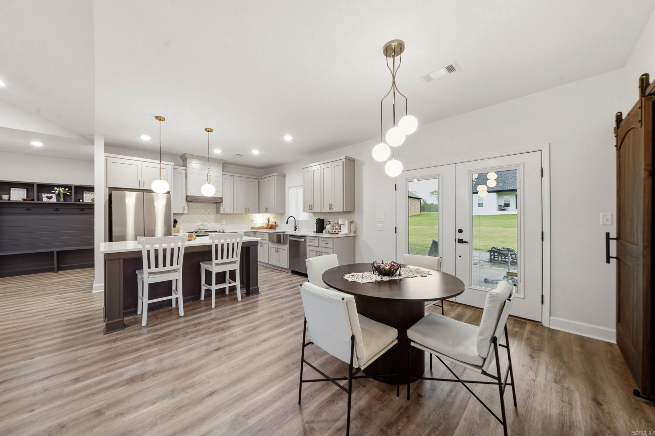 HIDDEN VALLEY ESTATES - Residential