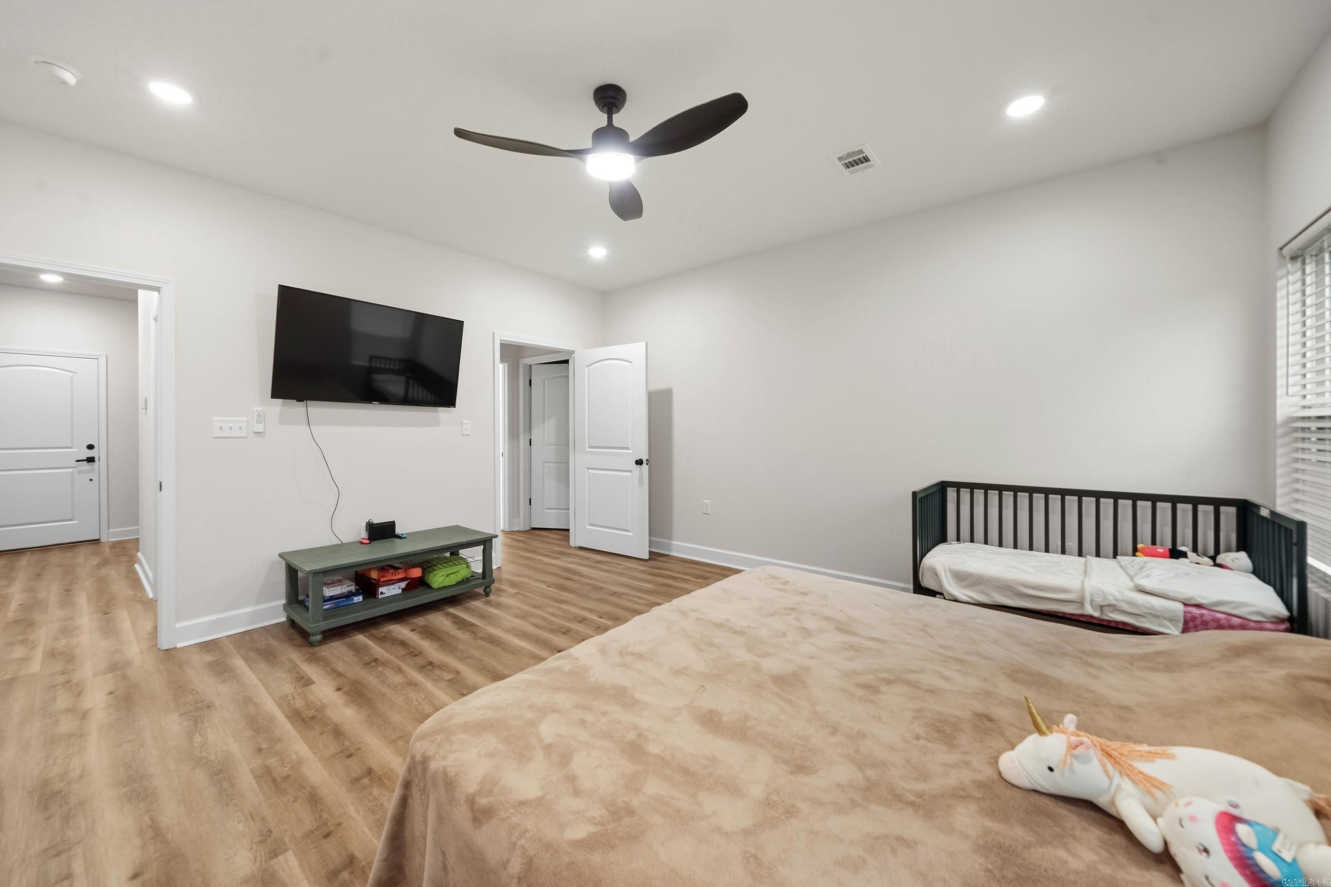 HIDDEN VALLEY ESTATES - Residential