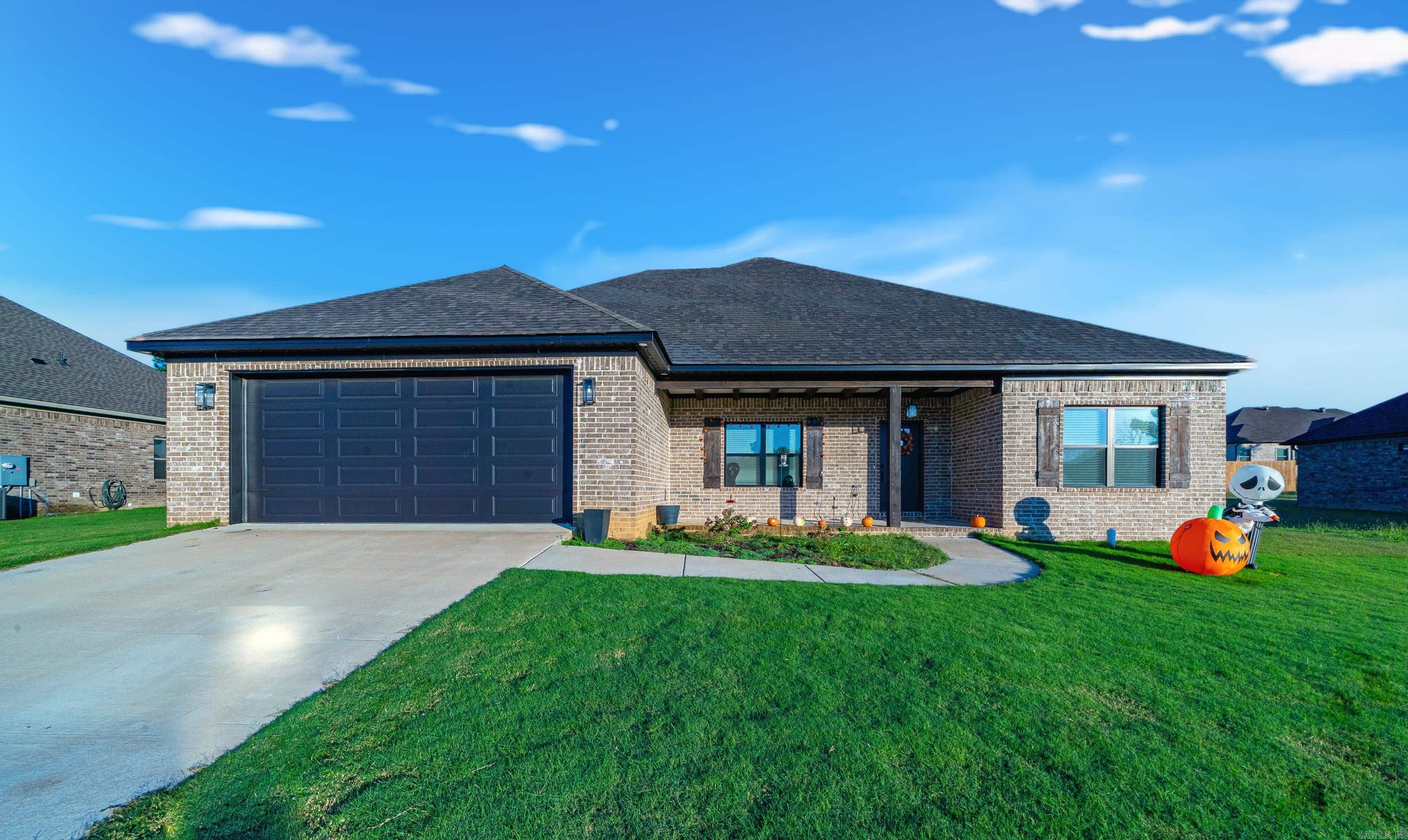 HIDDEN VALLEY ESTATES - Residential