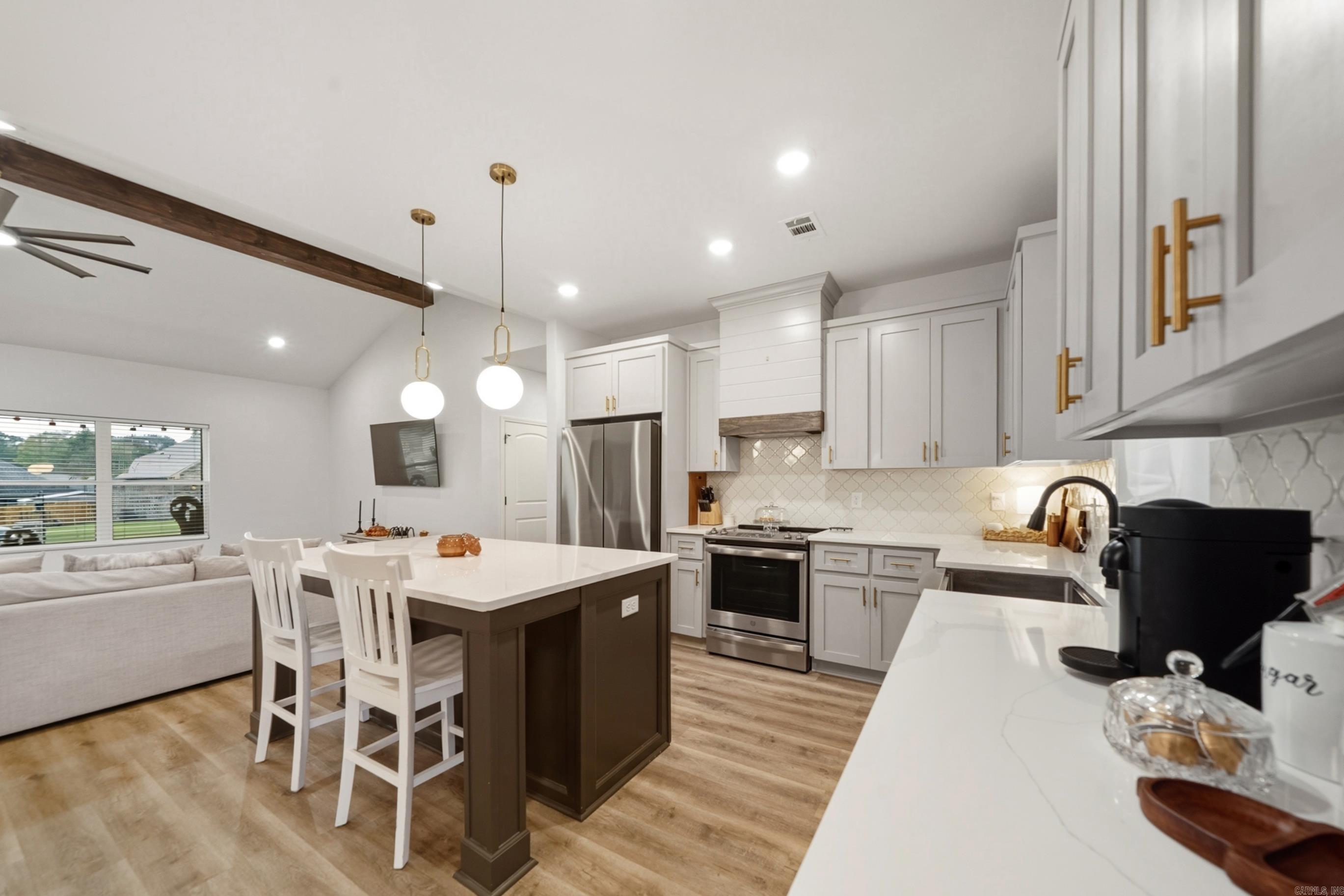 HIDDEN VALLEY ESTATES - Residential