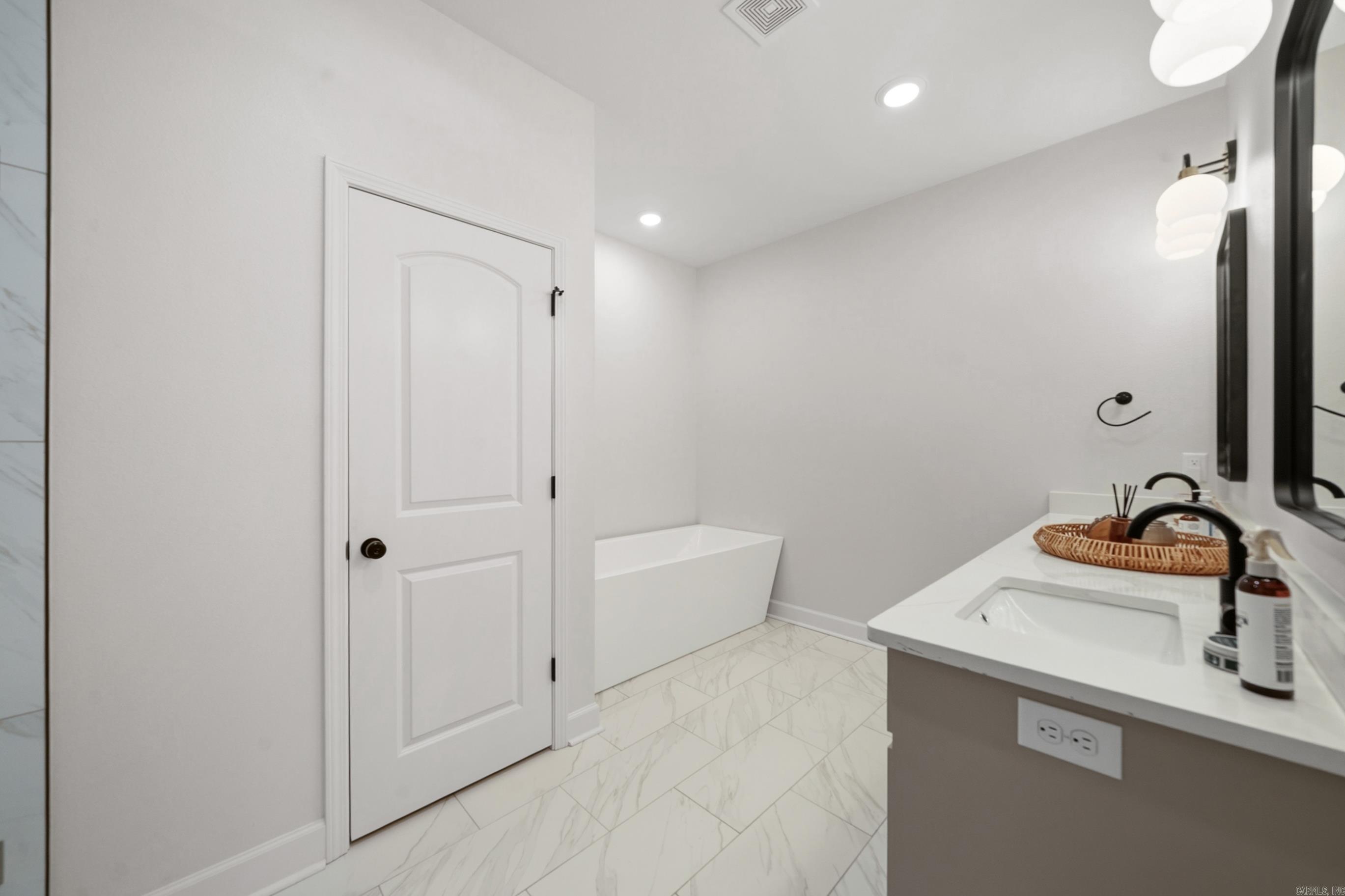 HIDDEN VALLEY ESTATES - Residential