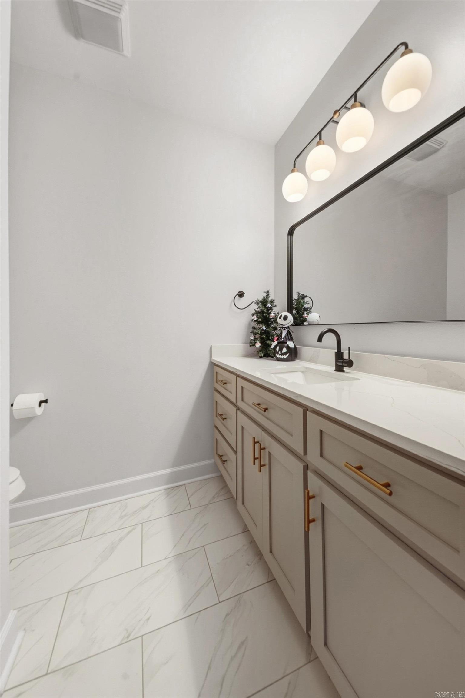 HIDDEN VALLEY ESTATES - Residential