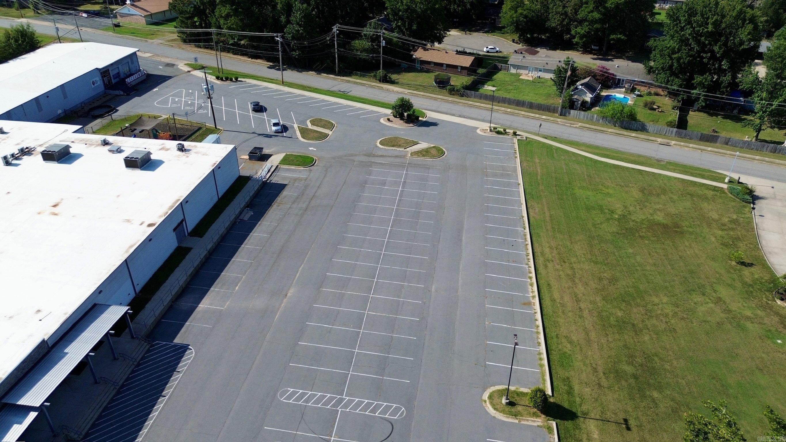 Cabot City Area - Commercial Sale