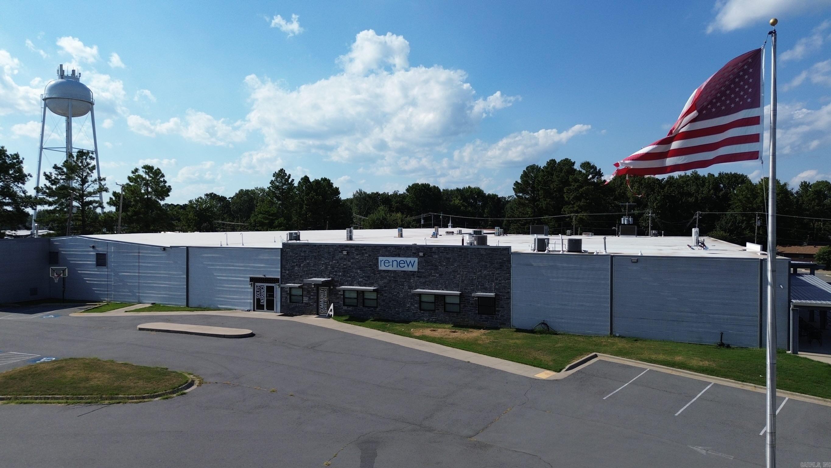 This versatile commercial property offers endless potential with a church, warehouse, school/offices, and a fully-equipped commercial kitchenāperfect for catering, food service, or events. Plus, it features its own coffee shop! Recently updated with a brand new roof in 2025, this property is ready for years of reliable use. Located in the heart of Cabot, AR, this prime space boasts high visibility with 12,000+ cars passing daily and is just minutes from Highways 67/167, providing easy access for locals and travelers. With C-2 zoning, itās perfect for businesses, schools, churches, and organizations needing flexible space. Cabotās population is 27,147 (2020), making this an attractive spot for any business. Donāt miss out on this exceptional opportunityācontact today for more details!
