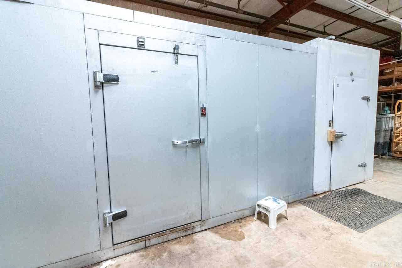 Cabot City Area - Commercial Sale
