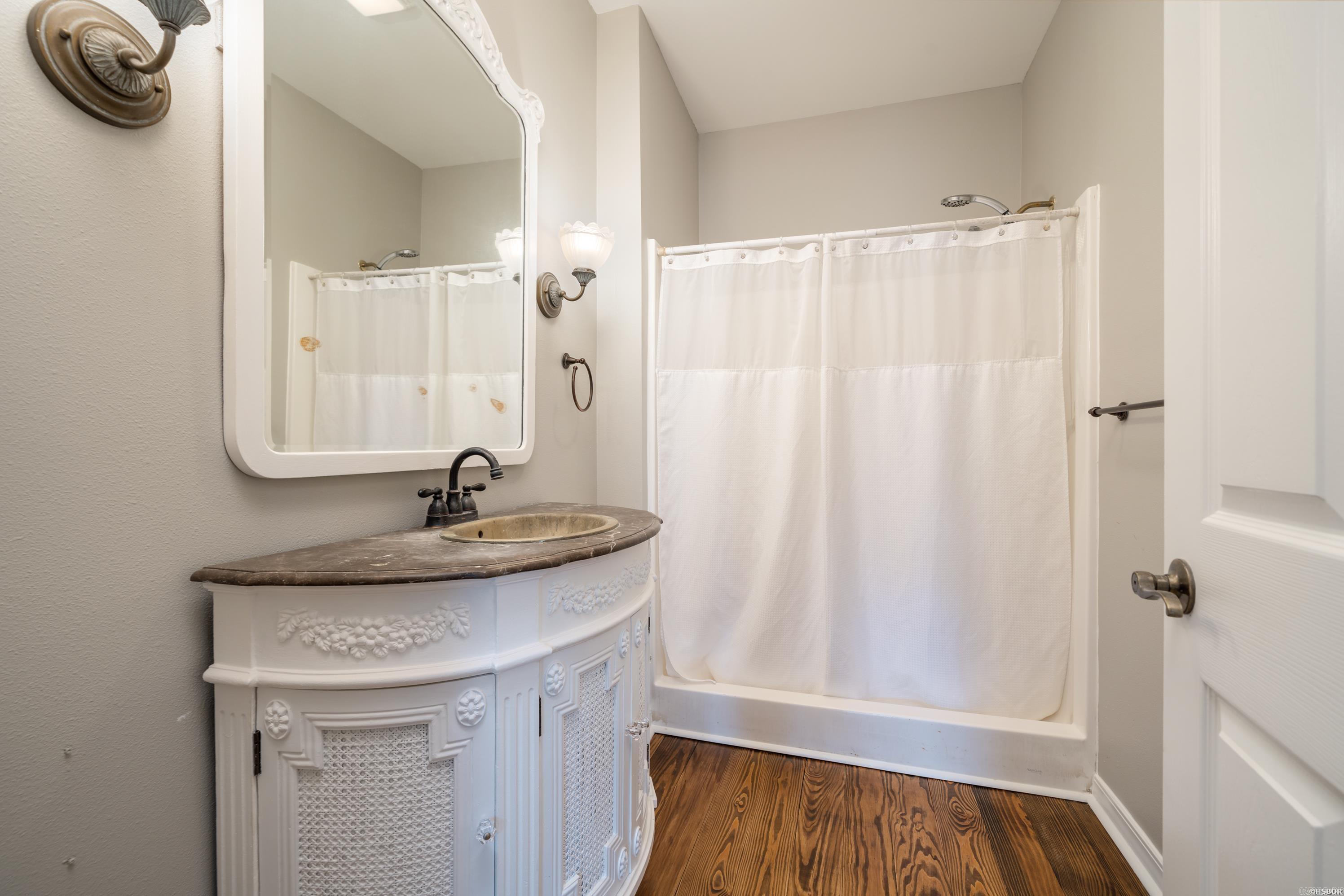 Treasure Isle - Residential