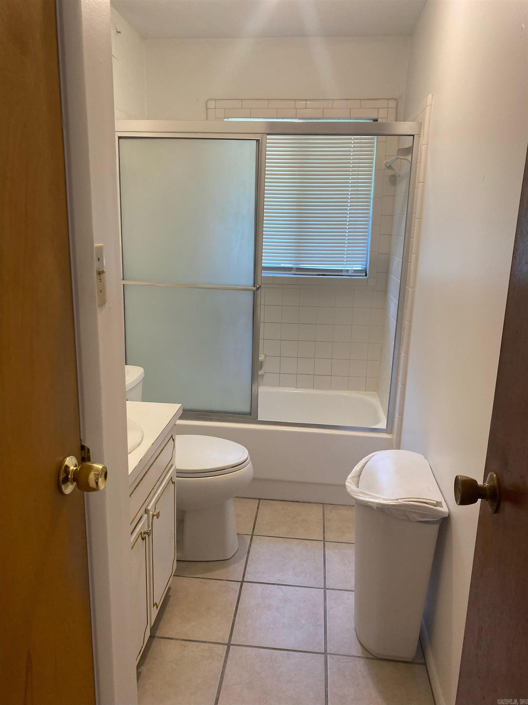 BELLE MEADE - Residential