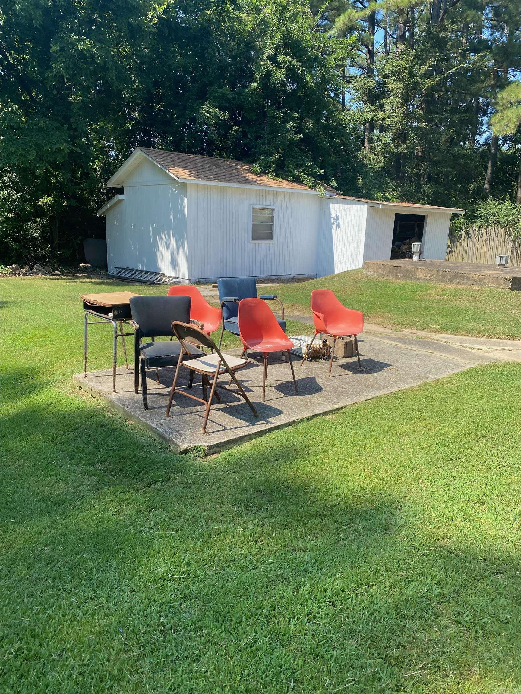 BELLE MEADE - Residential