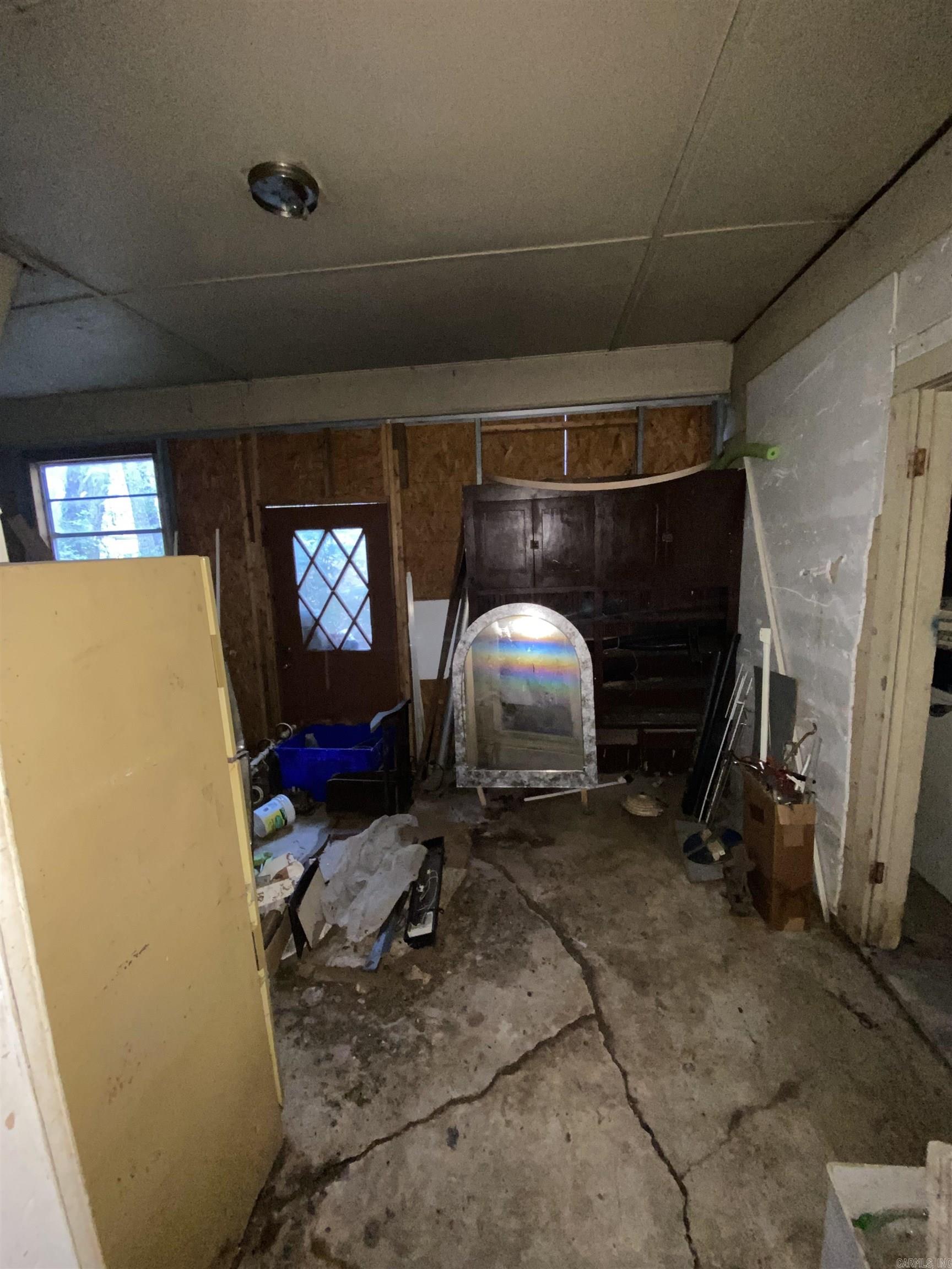 WAKEFIELD VILLAGE - Residential