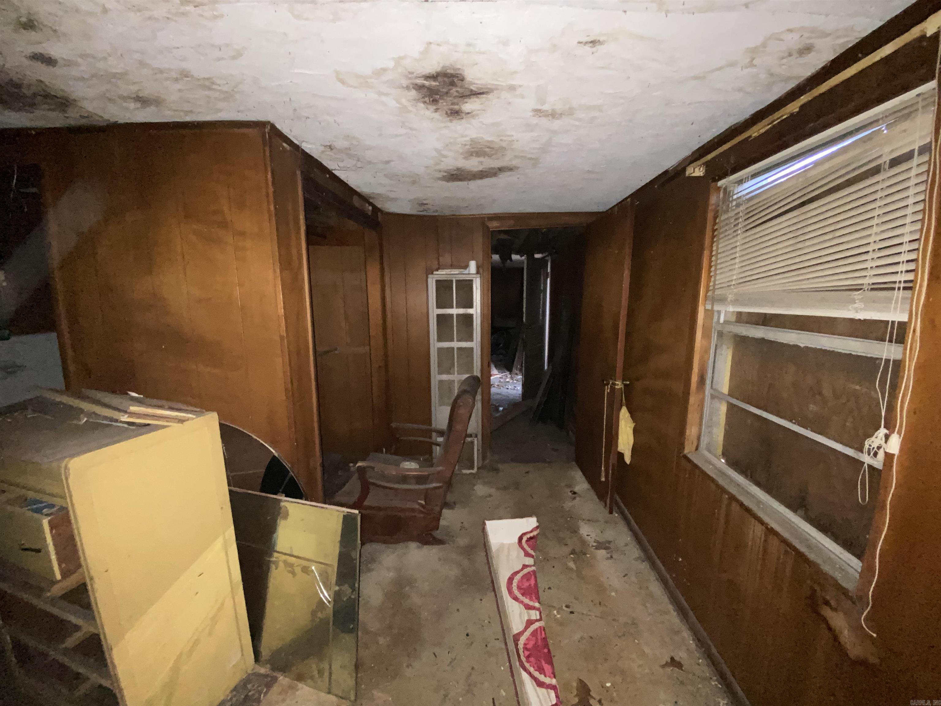 WAKEFIELD VILLAGE - Residential