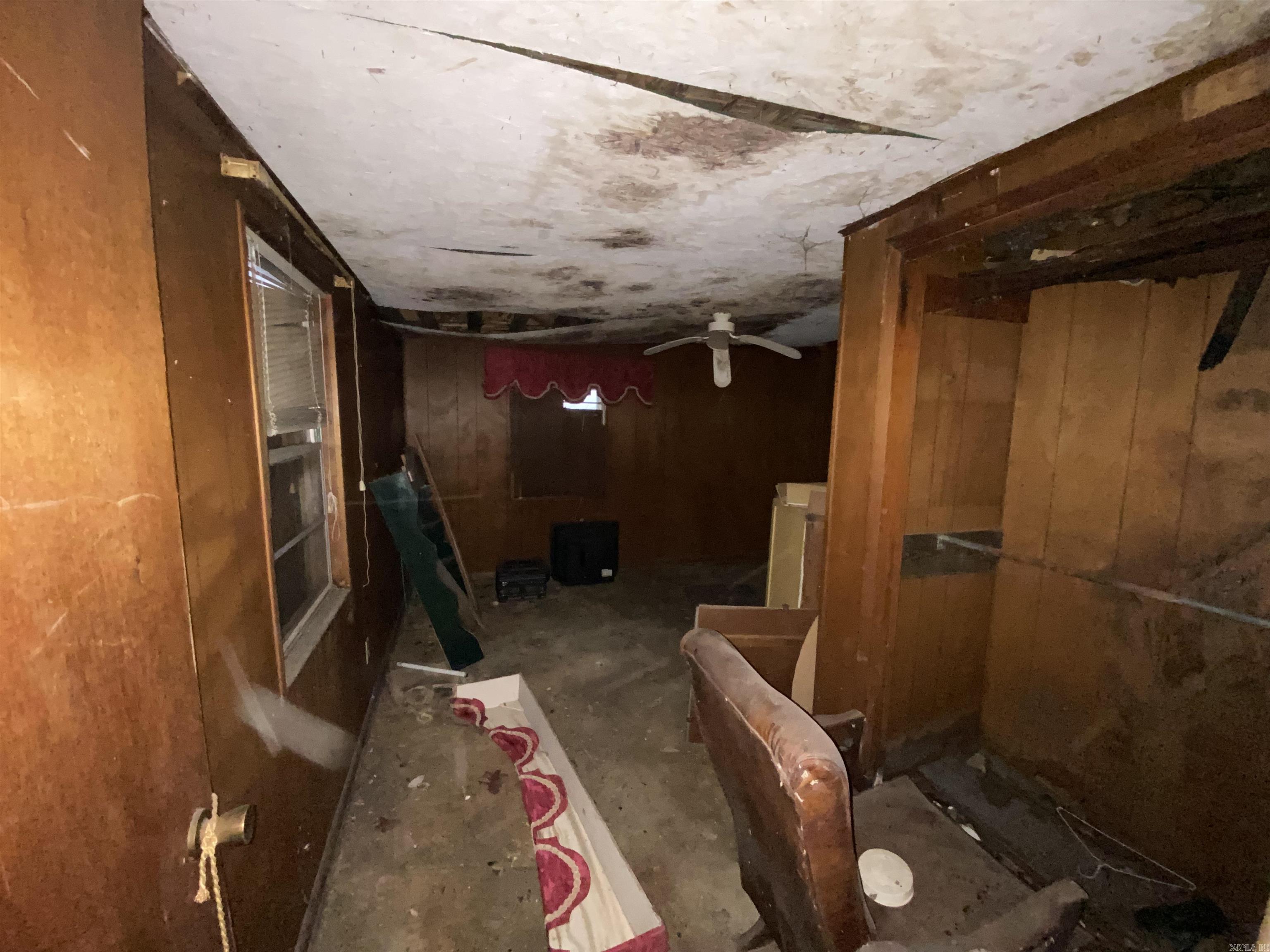 WAKEFIELD VILLAGE - Residential